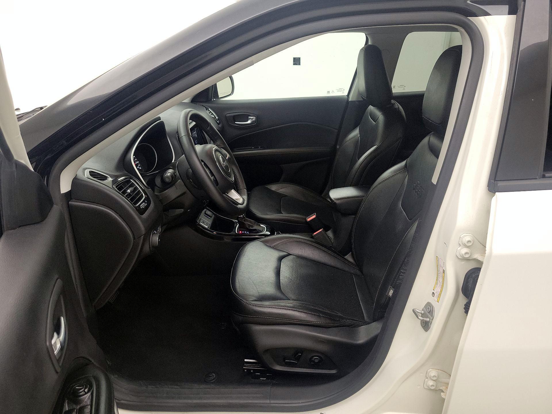 Thumbnail: 2020 Jeep Compass - 11