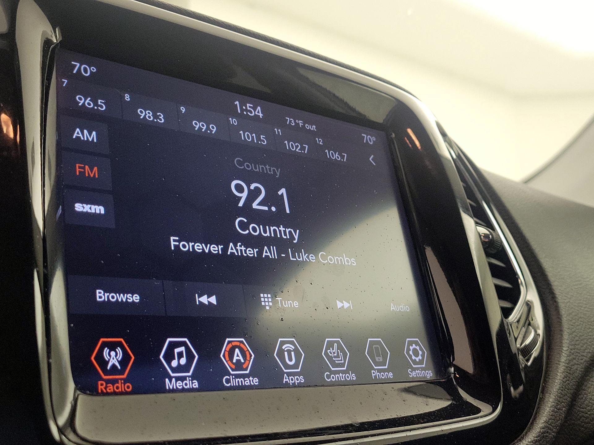 Thumbnail: 2020 Jeep Compass - 15