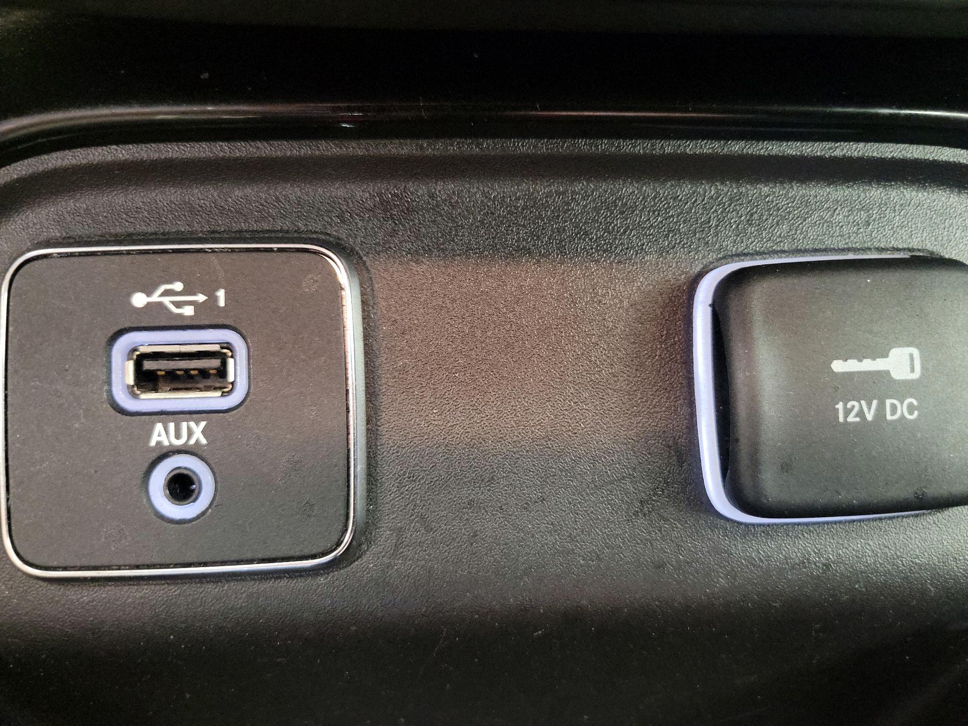 Thumbnail: 2020 Jeep Compass - 18