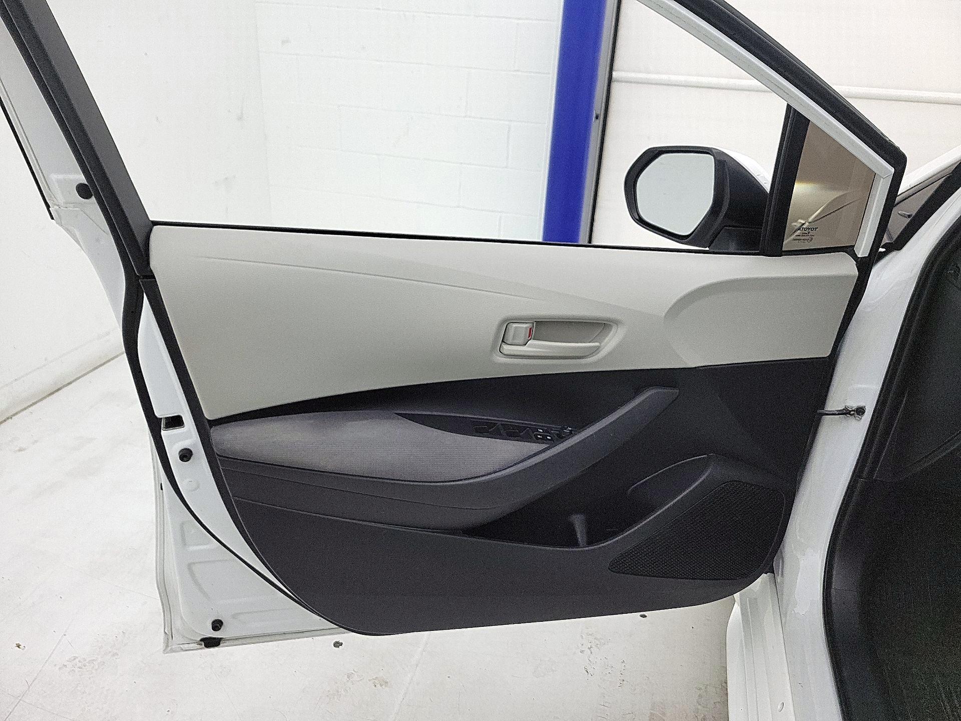 Thumbnail: 2022 Toyota Corolla - 12