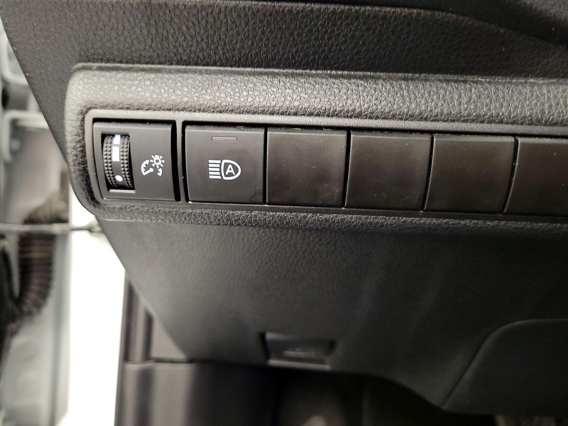 Thumbnail: 2024 Toyota Corolla - 13