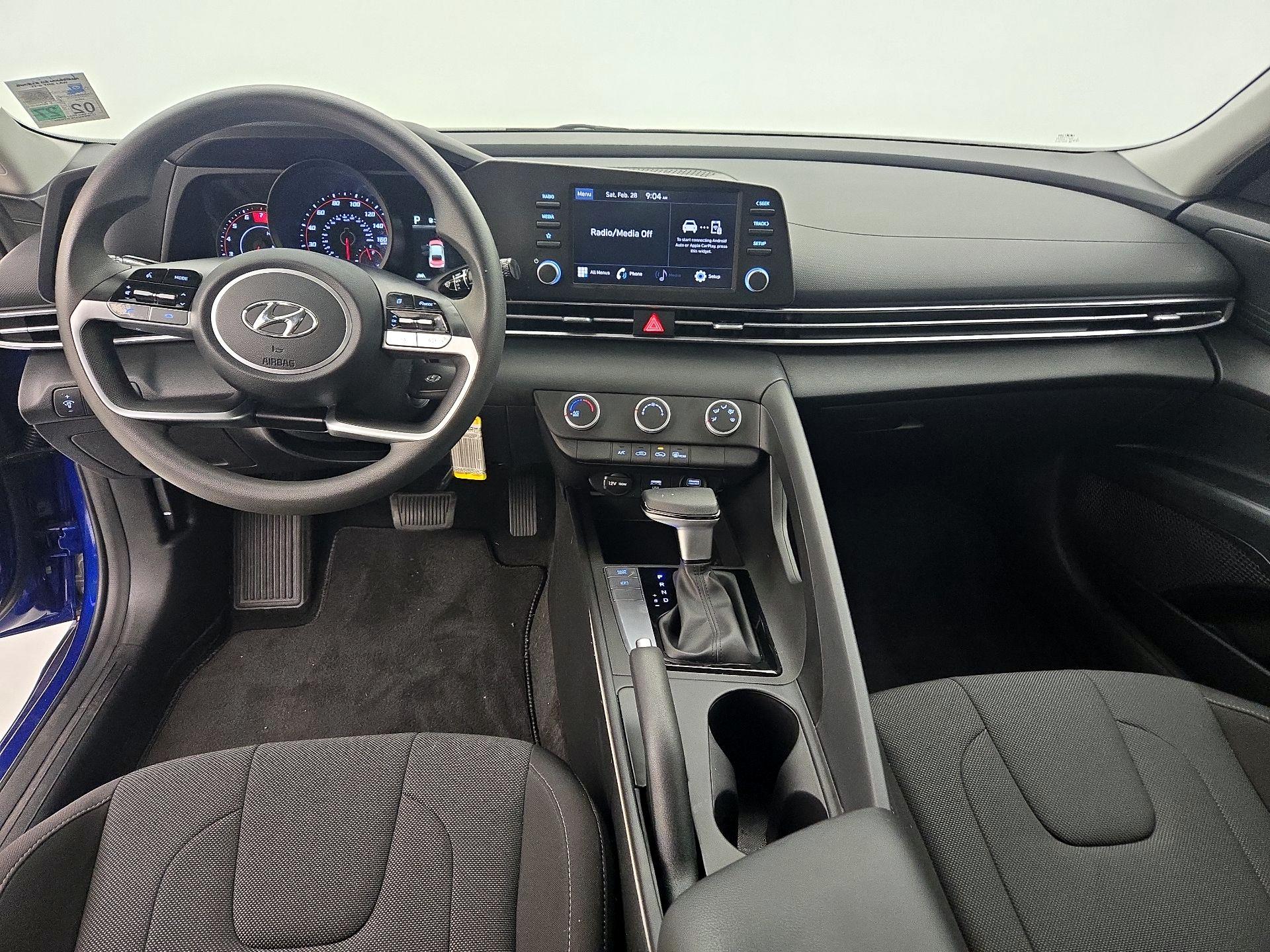 Thumbnail: 2023 Hyundai Elantra - 9