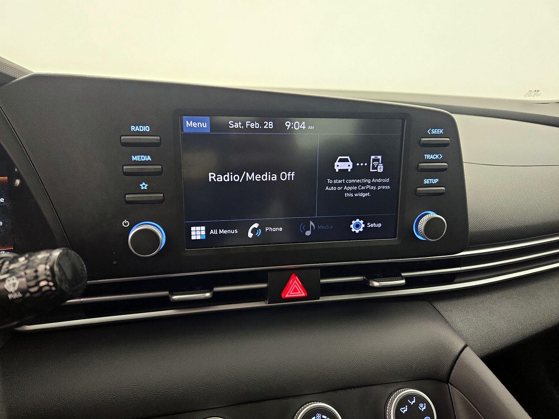 Thumbnail: 2023 Hyundai Elantra - 15