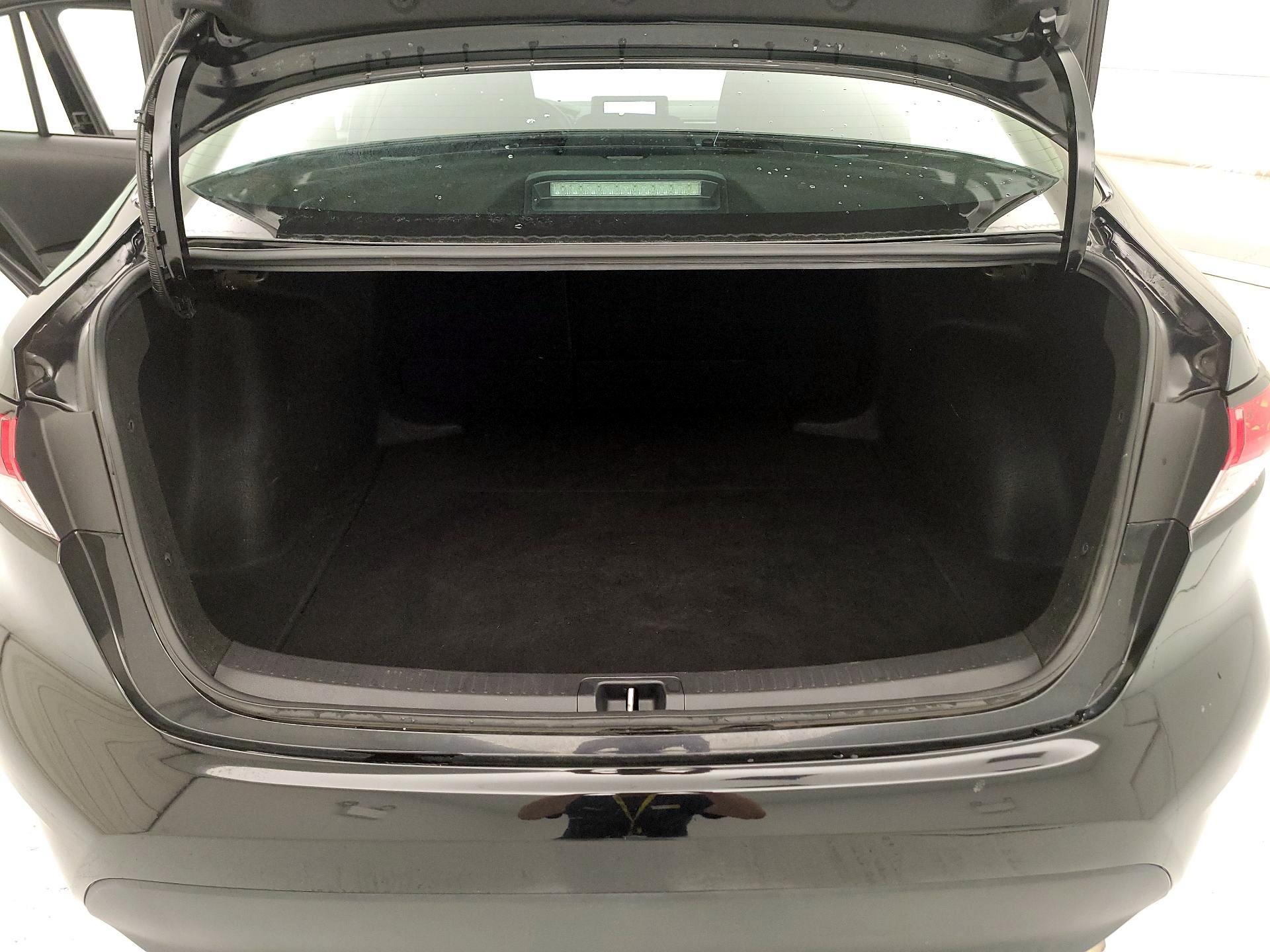 Thumbnail: 2023 Toyota Corolla - 20