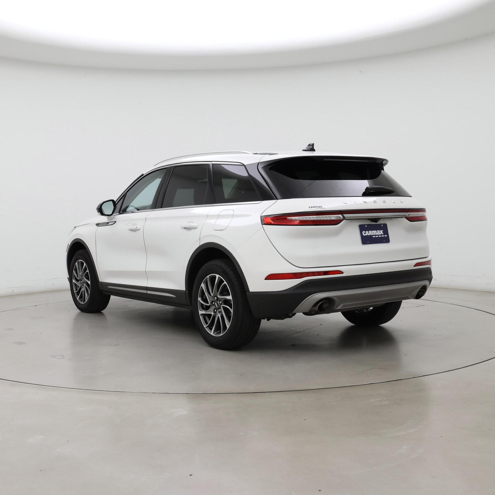 Thumbnail: 2022 Lincoln Corsair - 2