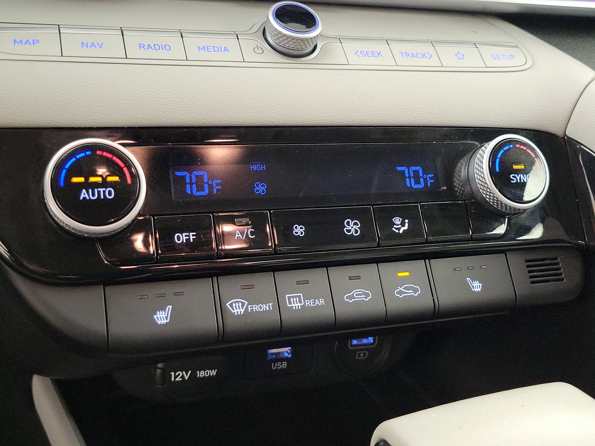 Thumbnail: 2023 Hyundai Elantra - 17