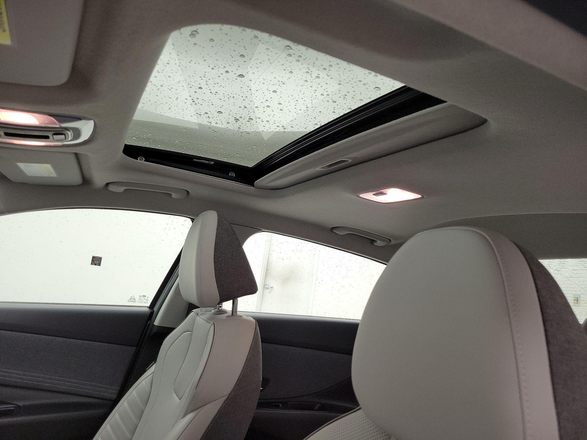 Thumbnail: 2023 Hyundai Elantra - 20