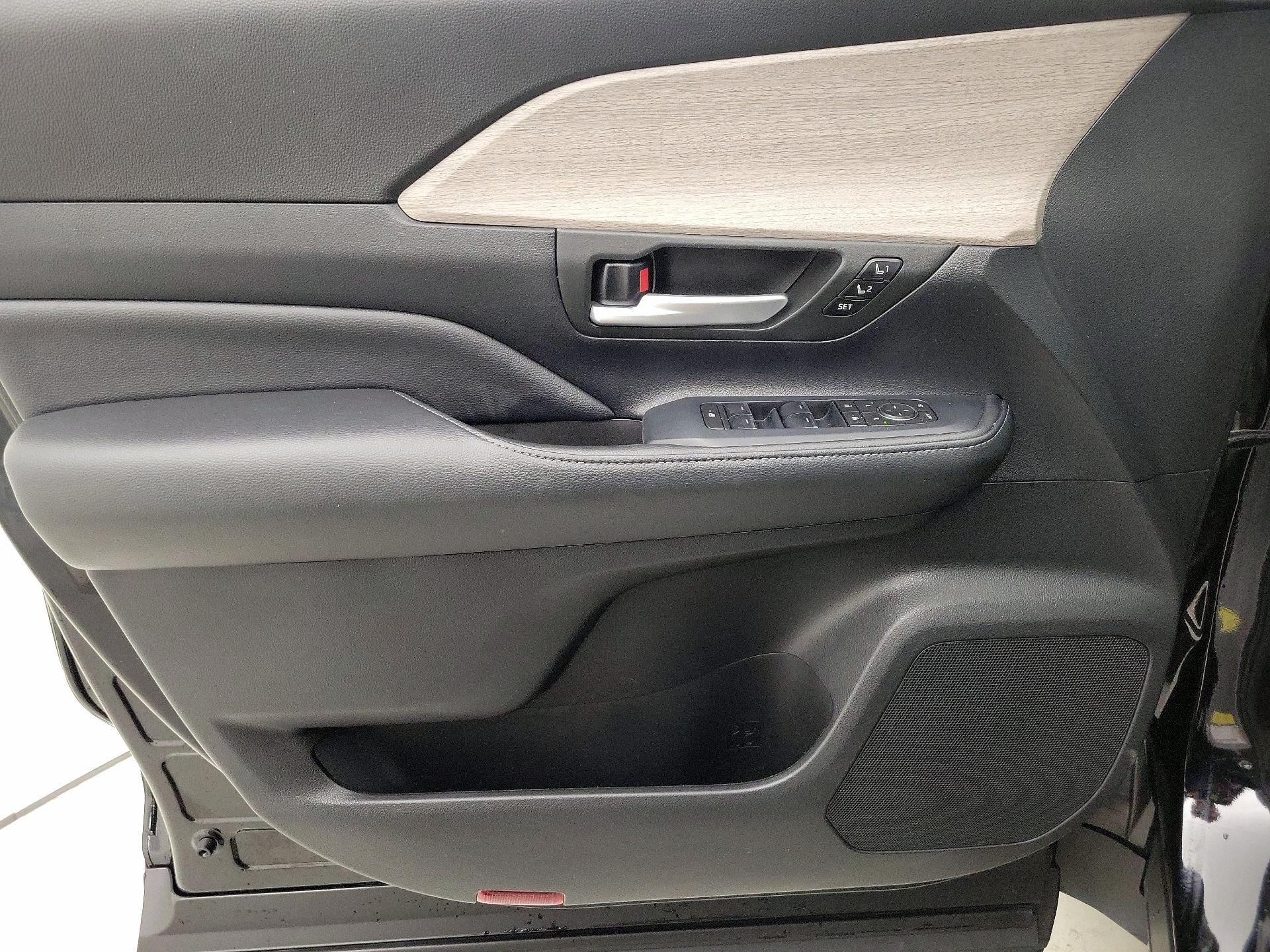 Thumbnail: 2024 Toyota Grand Highlander - 12