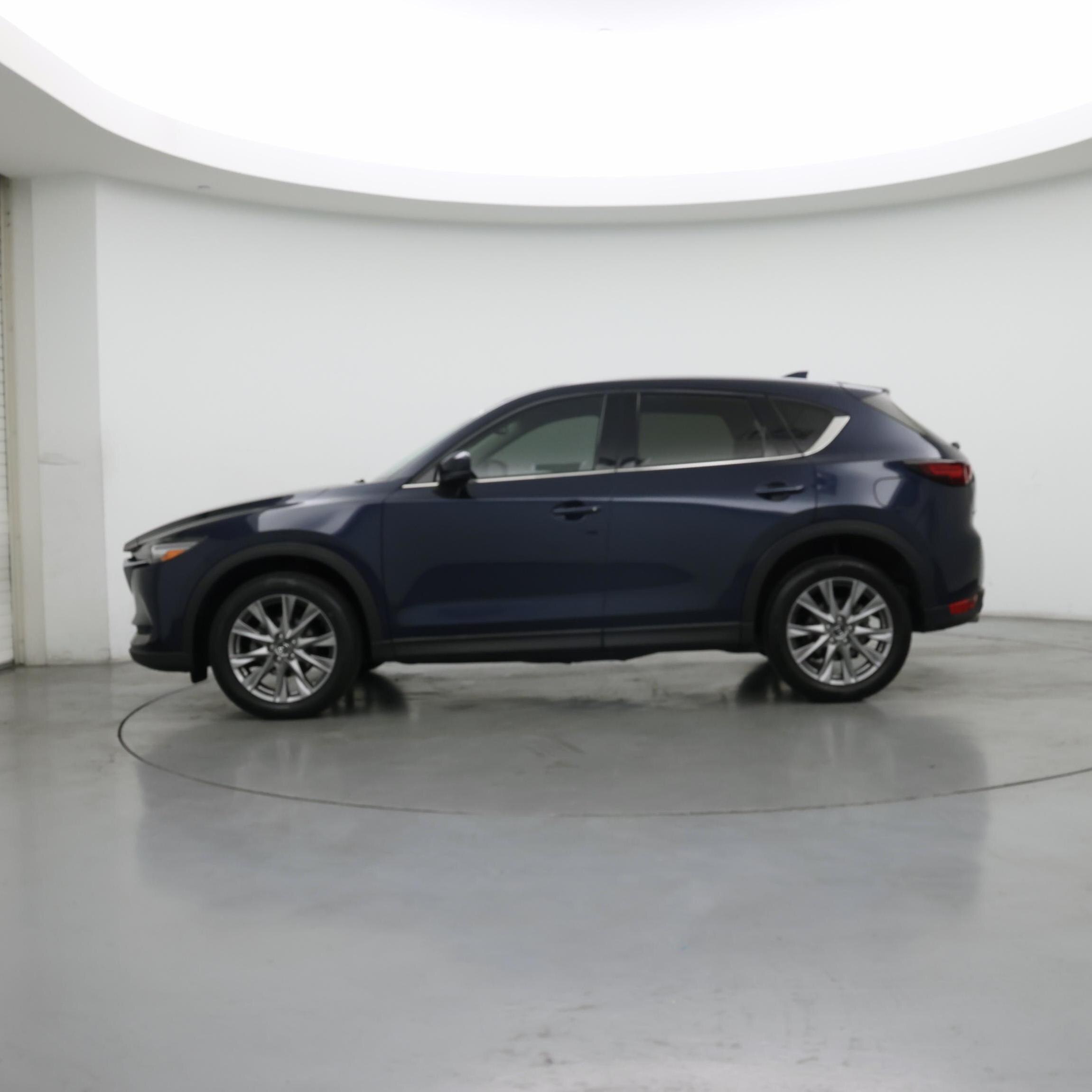 Thumbnail: 2021 Mazda CX-5 - 3