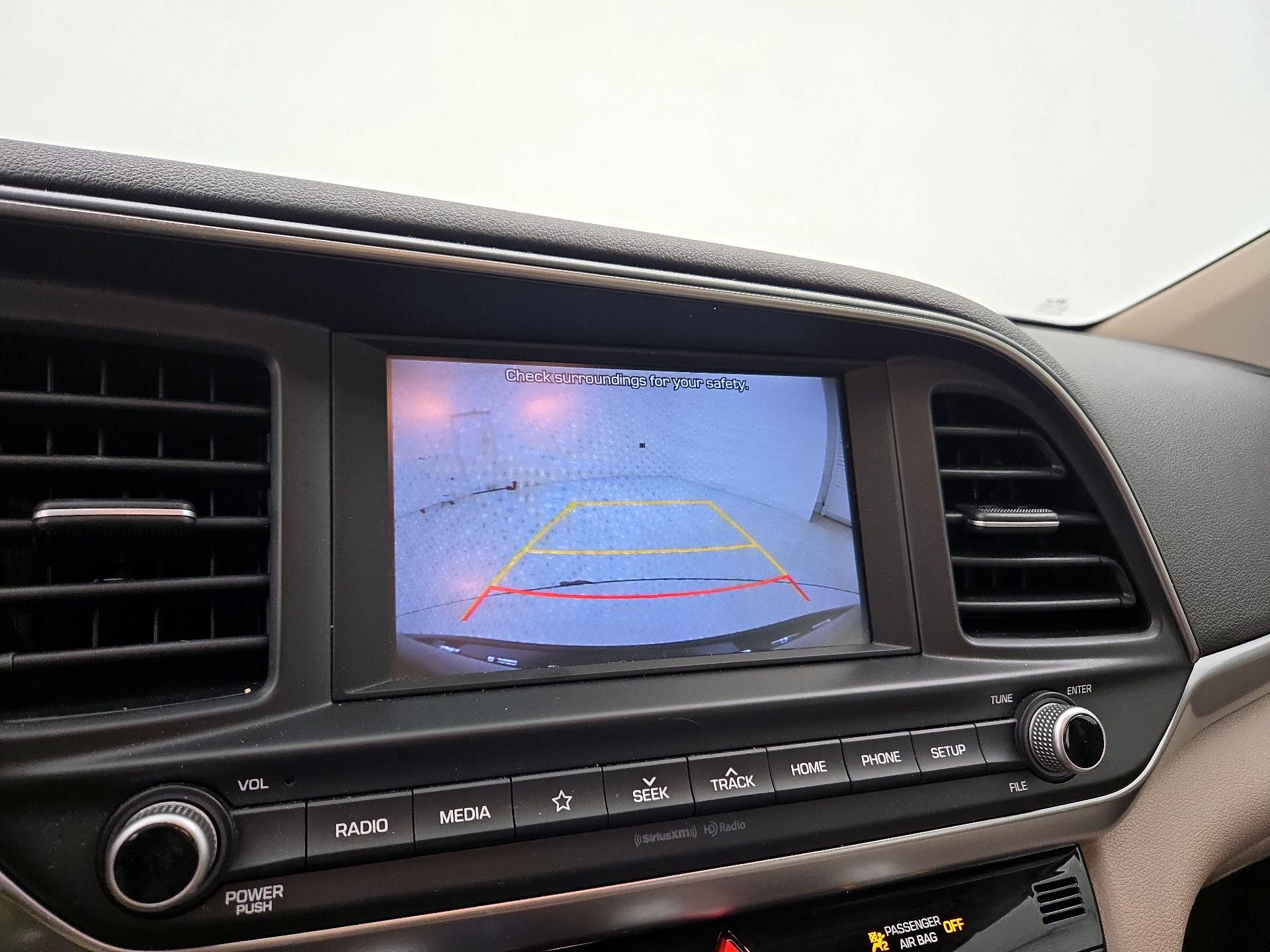 Thumbnail: 2020 Hyundai Elantra - 14