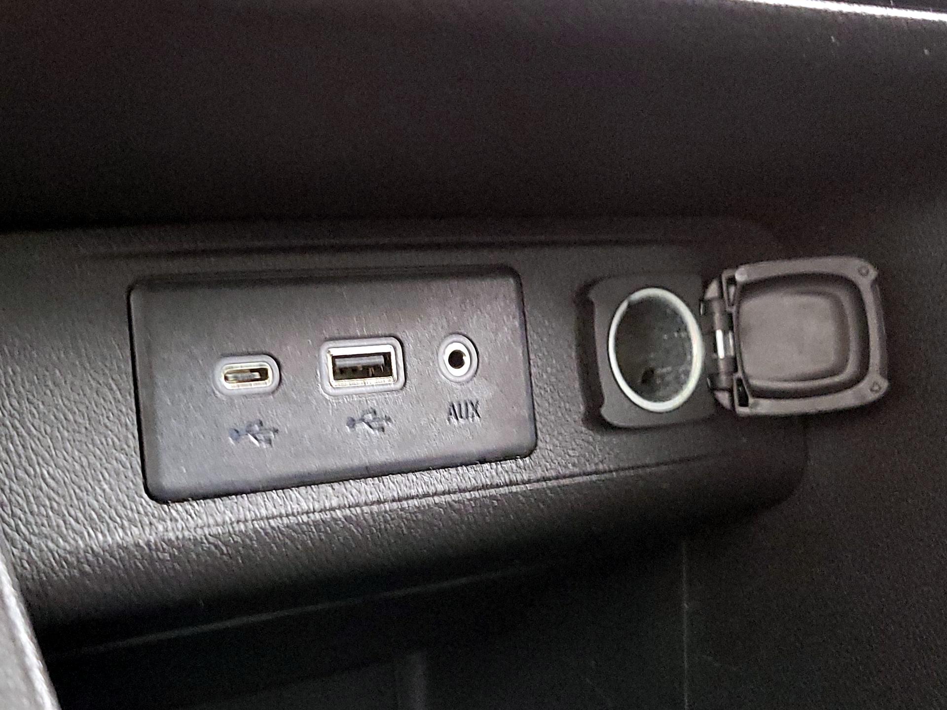 Thumbnail: 2020 Buick Encore GX - 18