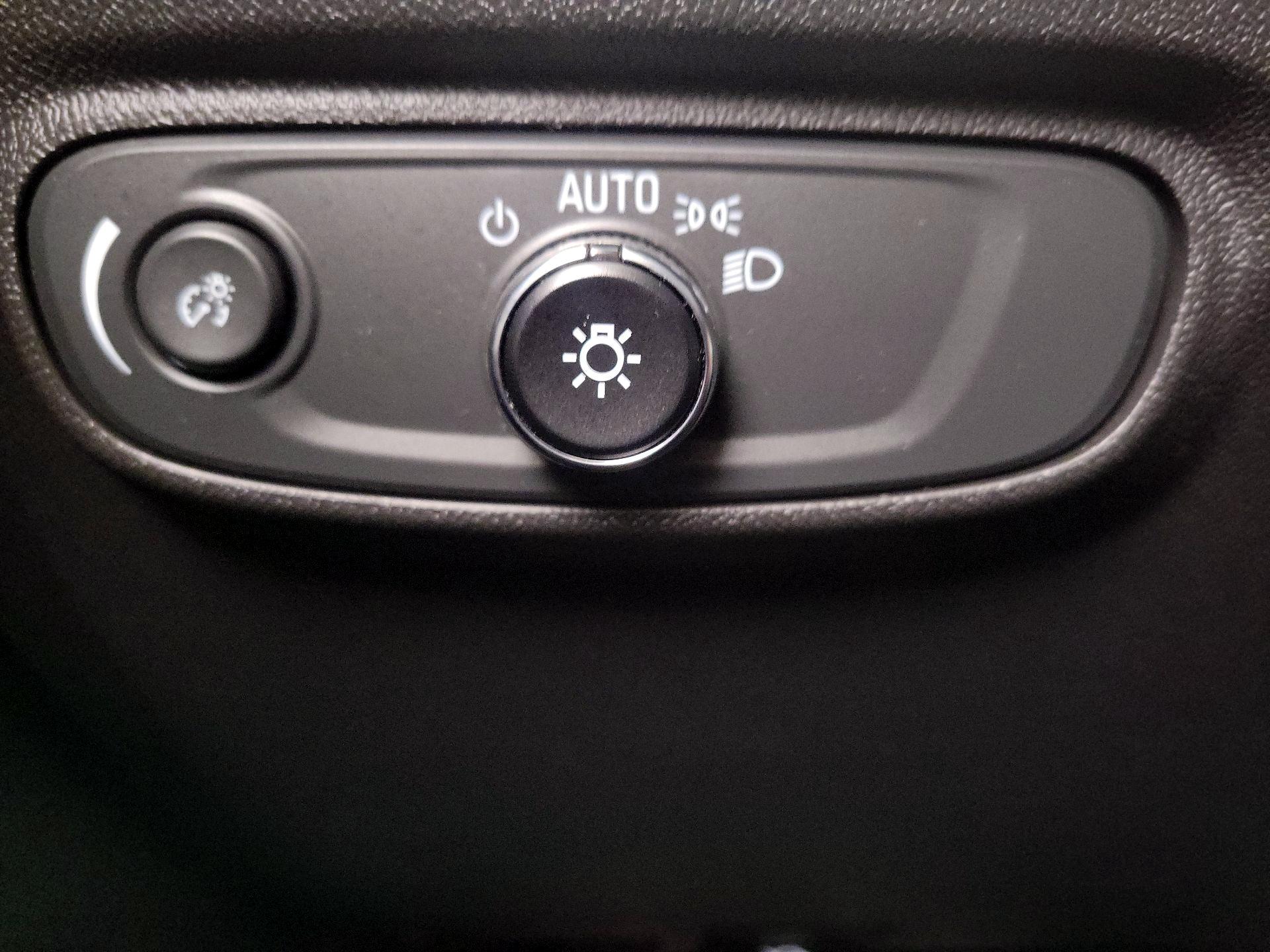 Thumbnail: 2023 Chevrolet Equinox - 13