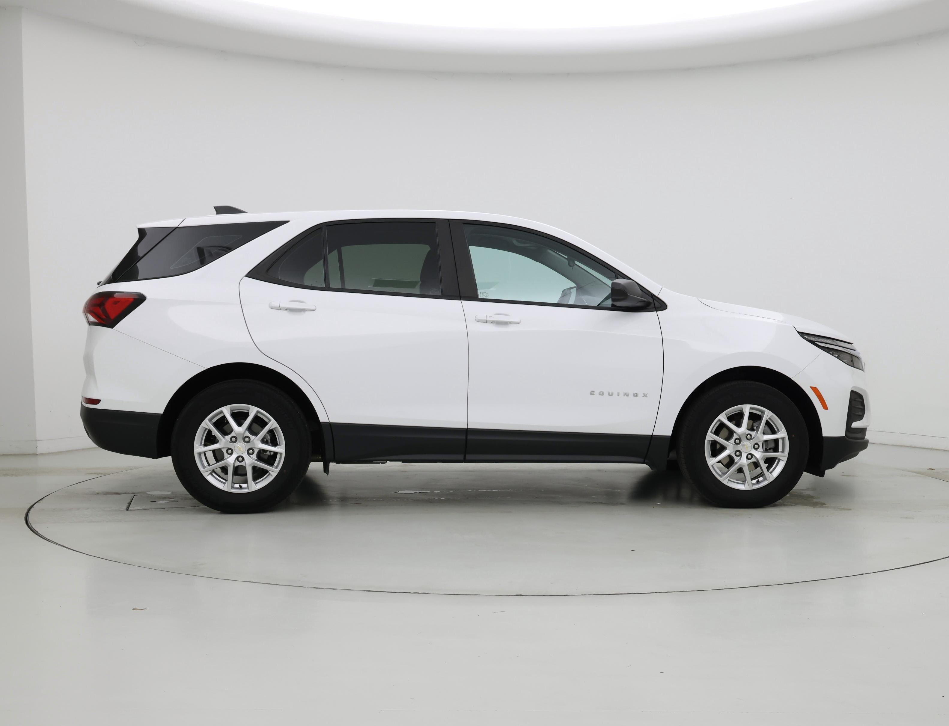 Thumbnail: 2023 Chevrolet Equinox - 7