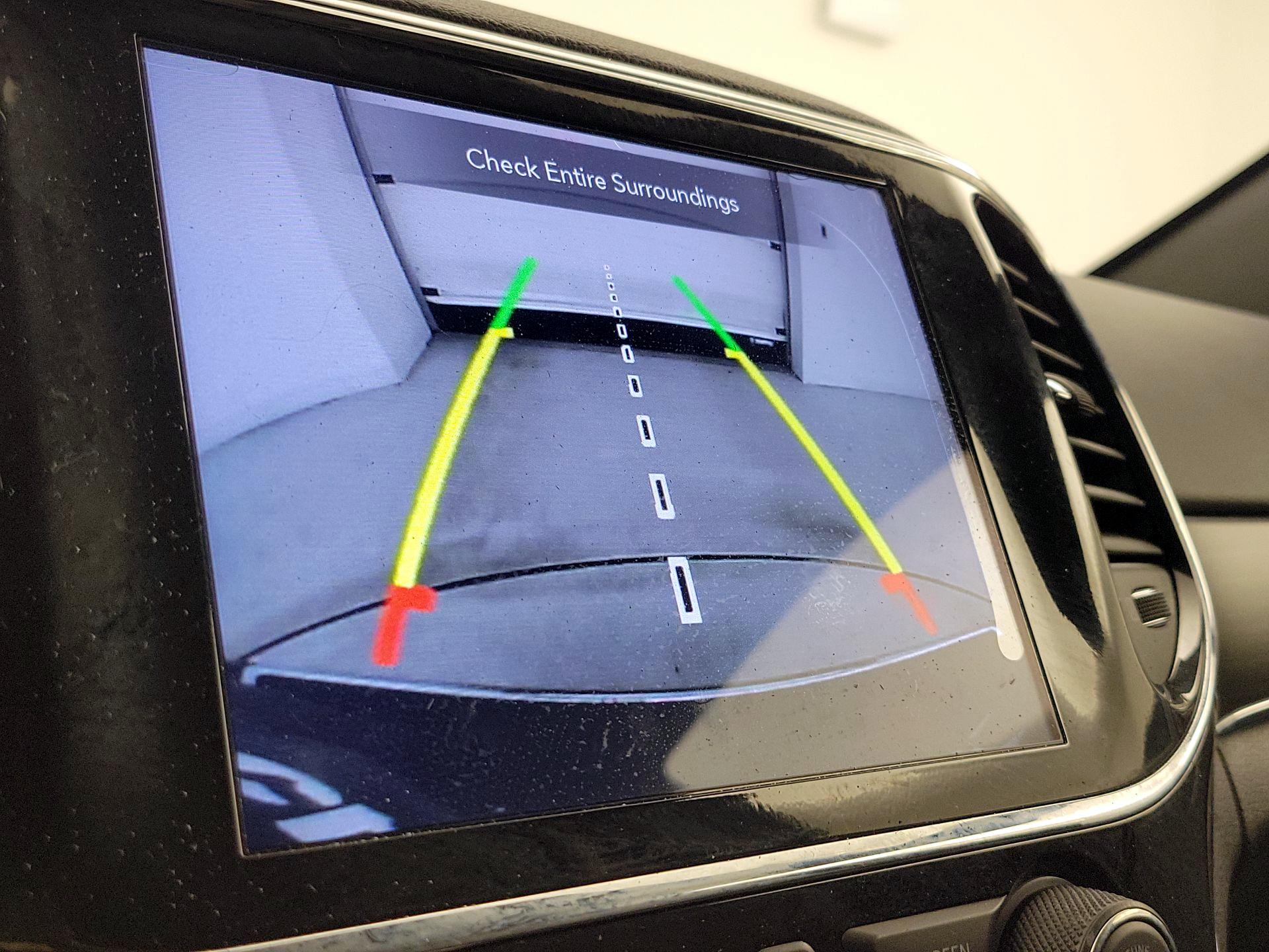 Thumbnail: 2022 Jeep Grand Cherokee - 15