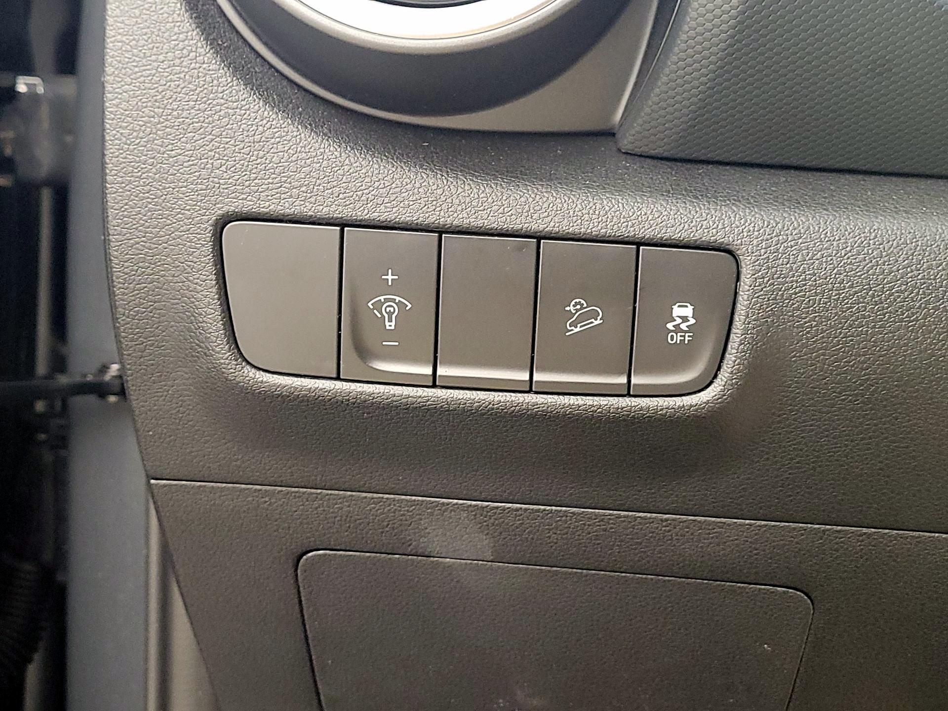 Thumbnail: 2023 Hyundai Kona - 13