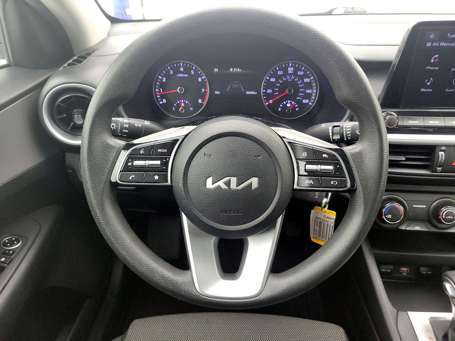 Thumbnail: 2023 Kia Forte - 10