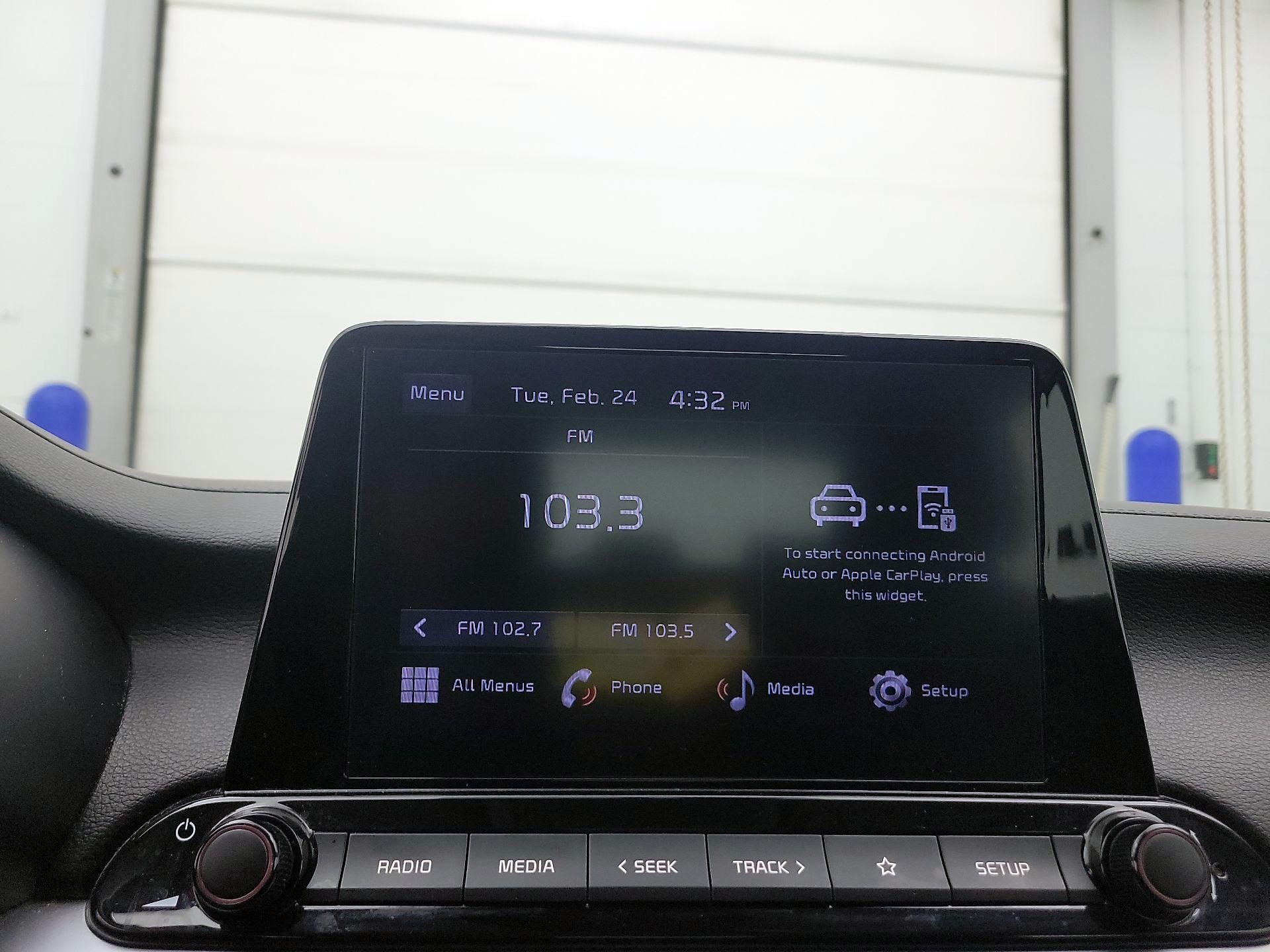 Thumbnail: 2023 Kia Forte - 15