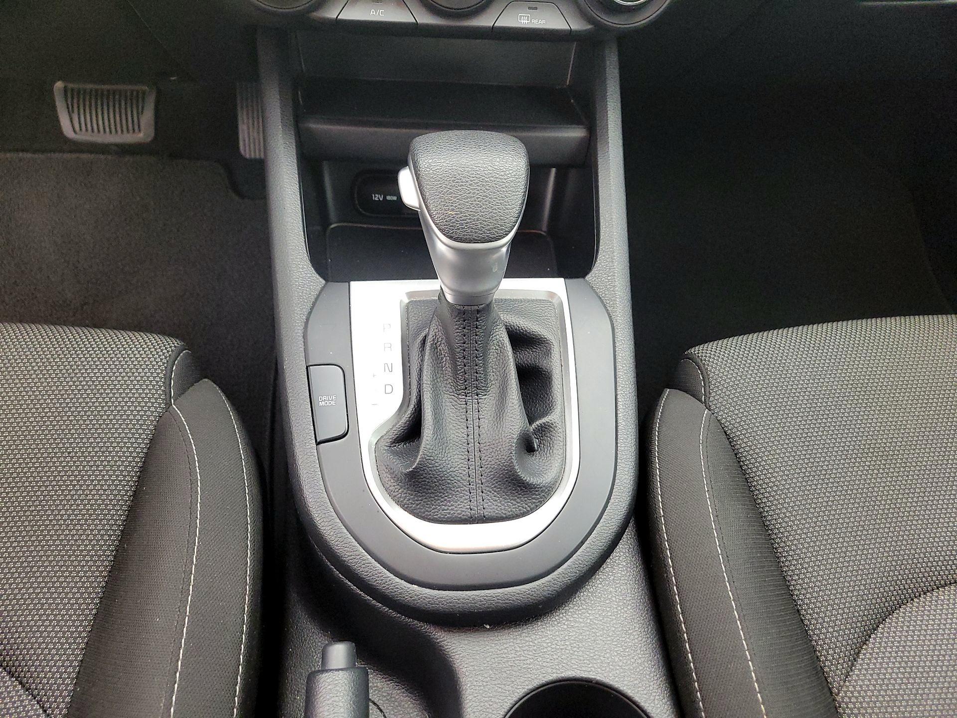 Thumbnail: 2023 Kia Forte - 17