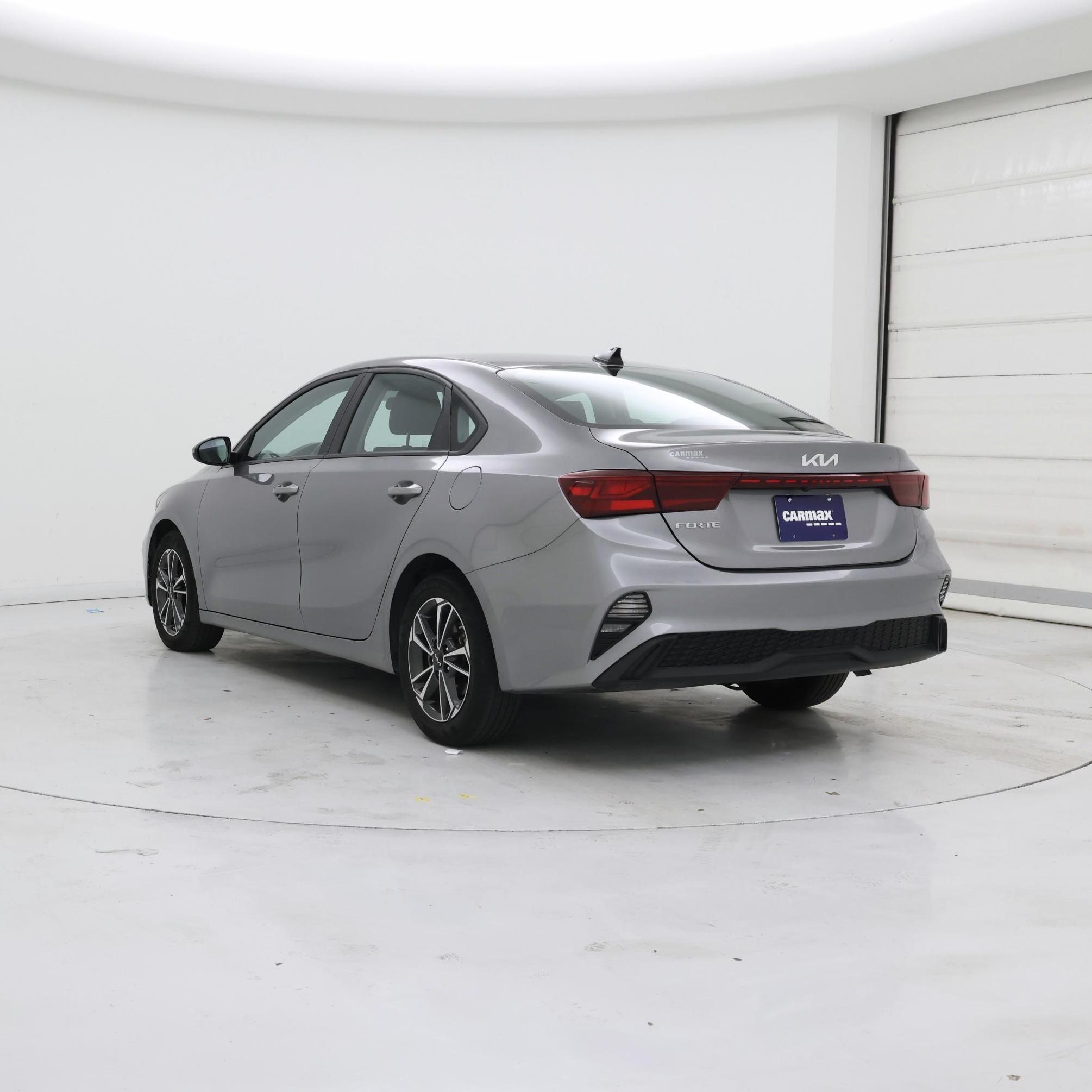 Thumbnail: 2023 Kia Forte - 2