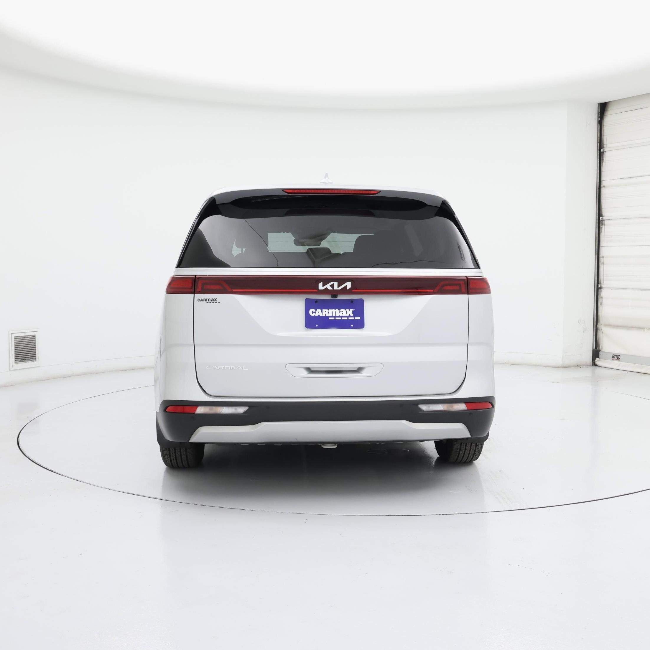 Thumbnail: 2023 Kia Carnival - 6