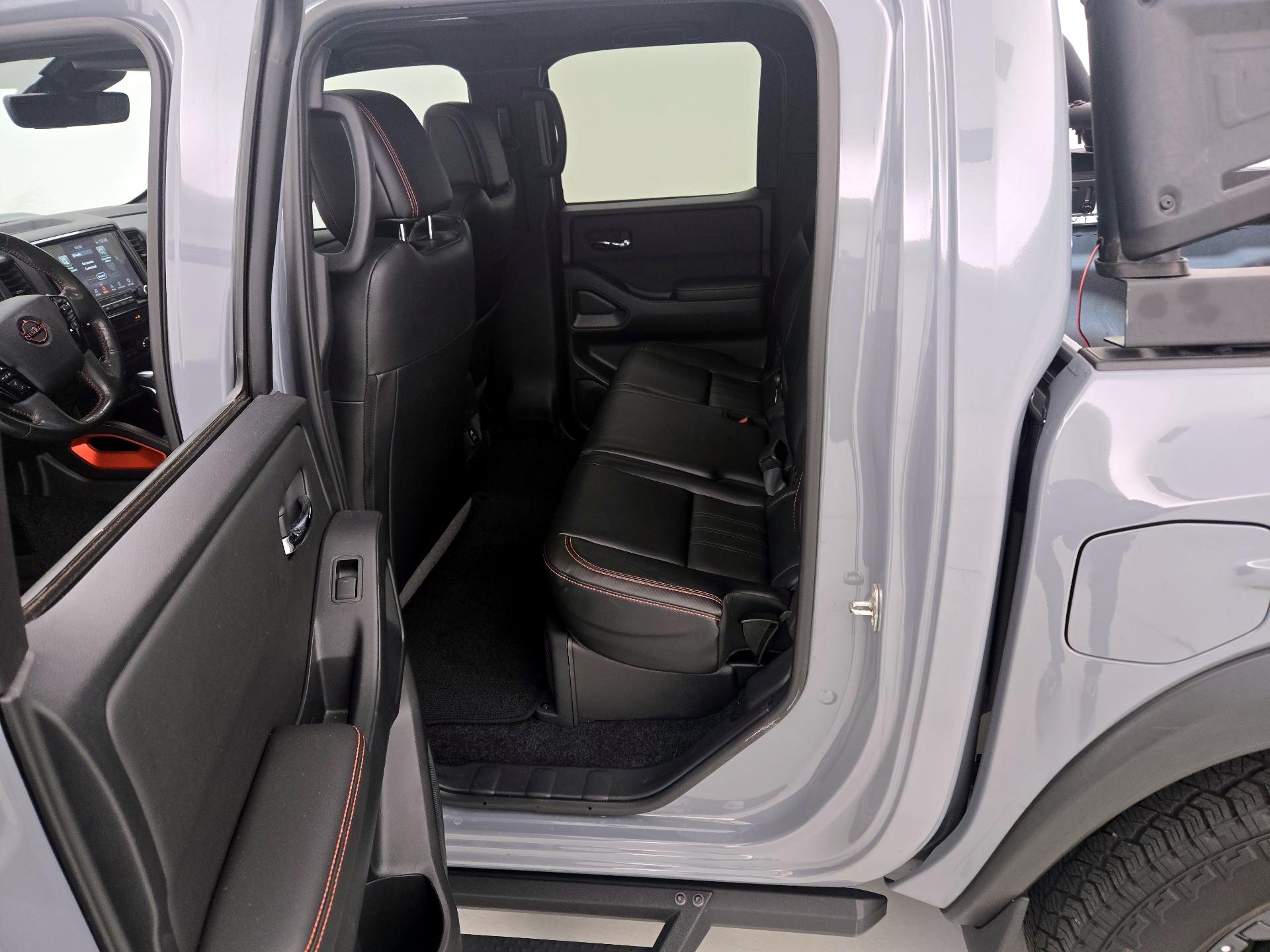 Thumbnail: 2023 Nissan Frontier - 20