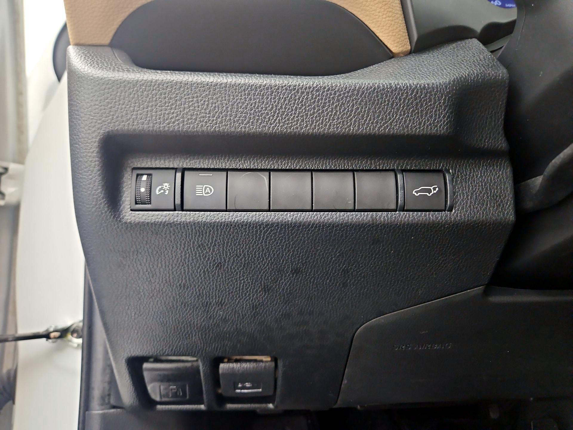 Thumbnail: 2023 Toyota RAV4 - 13