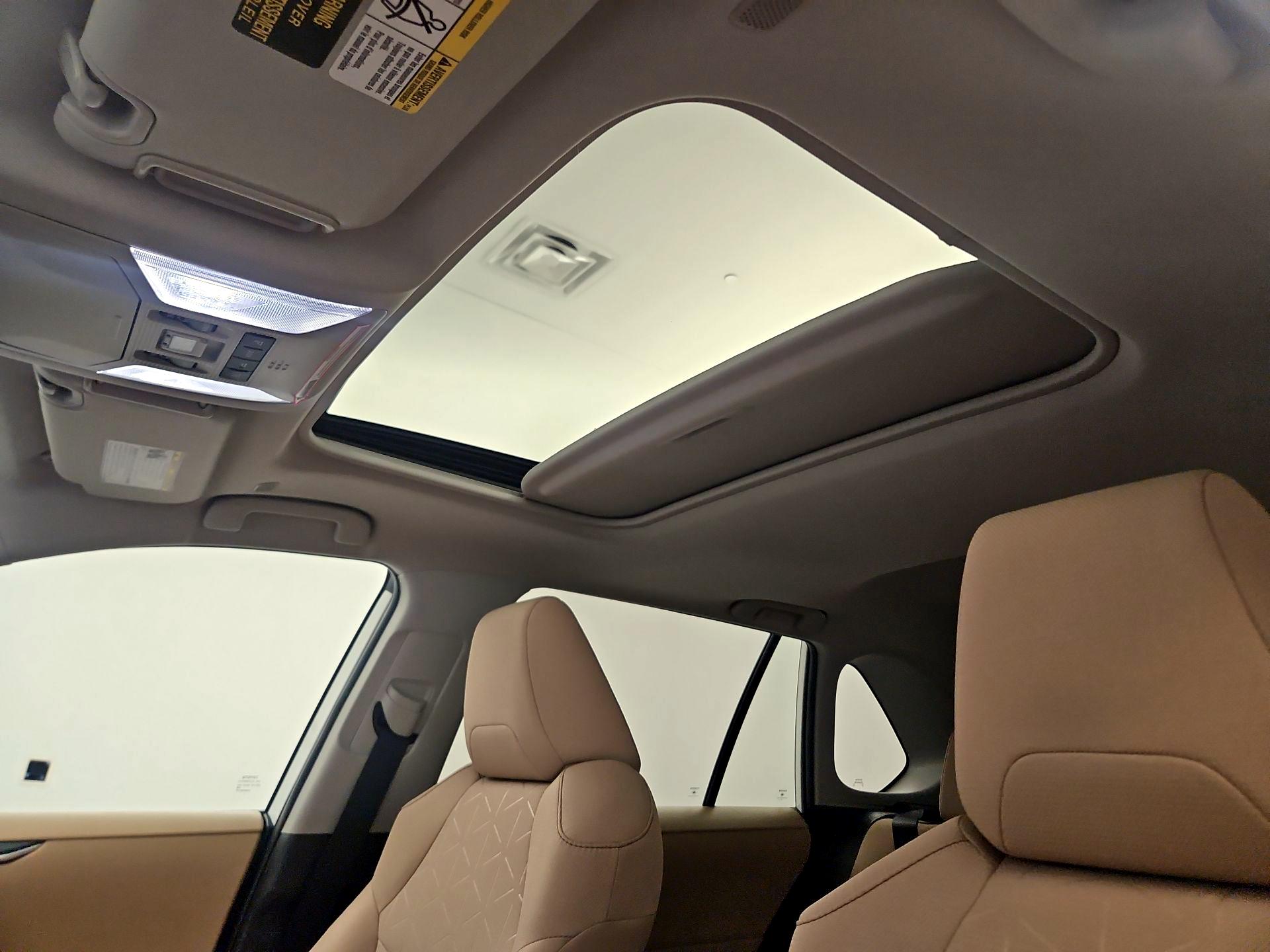 Thumbnail: 2023 Toyota RAV4 - 19