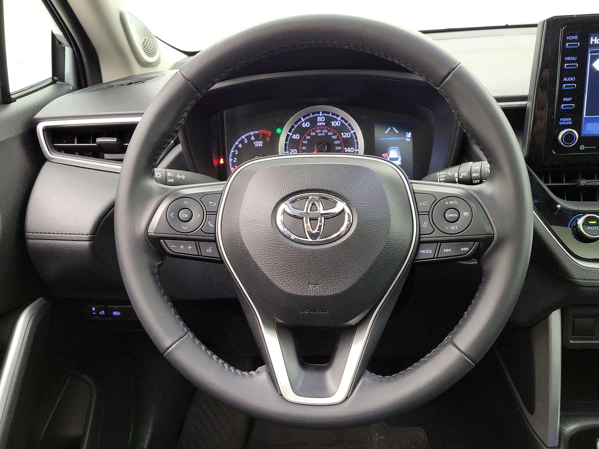 Thumbnail: 2022 Toyota Corolla Cross - 10