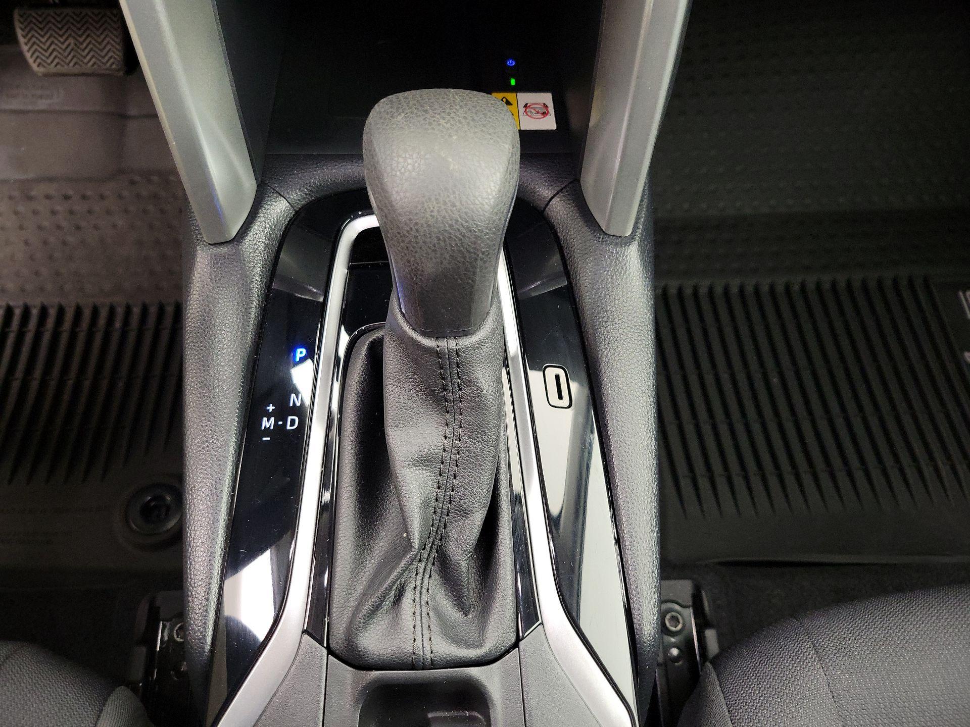 Thumbnail: 2022 Toyota Corolla Cross - 17