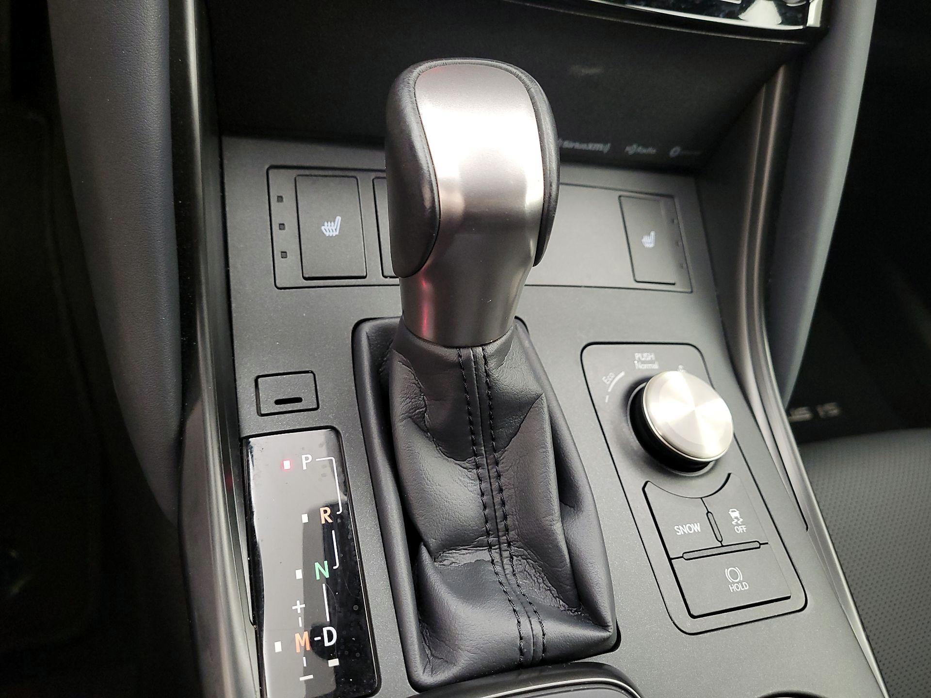 Thumbnail: 2025 Lexus IS - 15