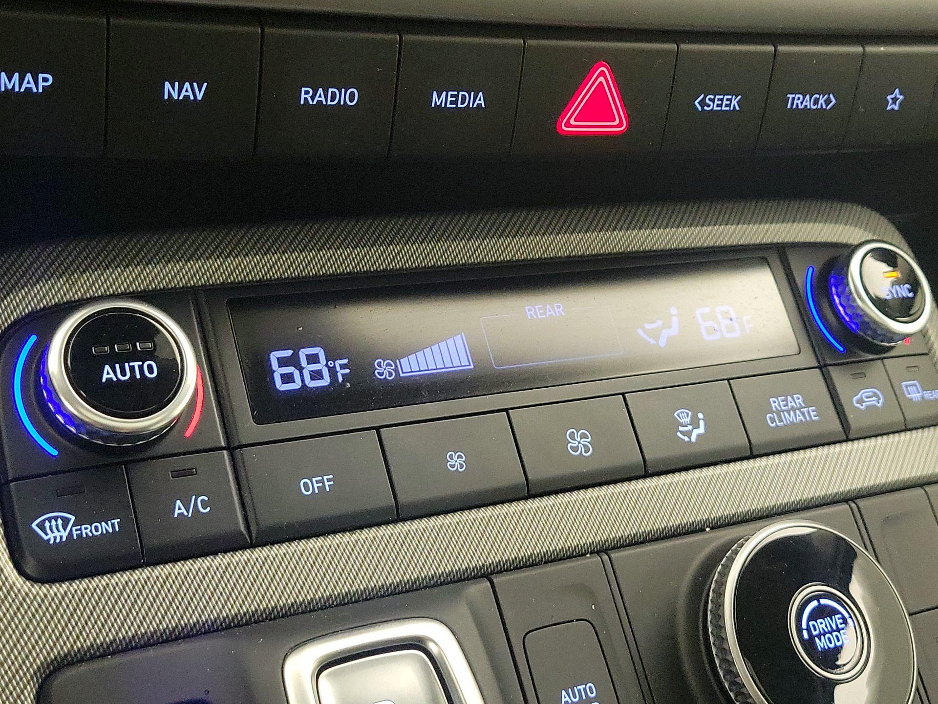 Thumbnail: 2023 Hyundai Palisade - 16