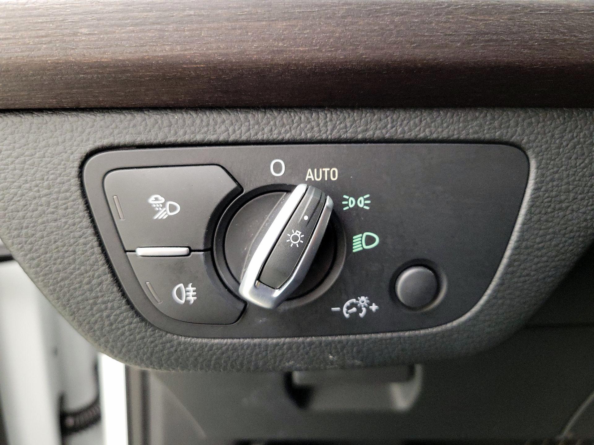 Thumbnail: 2022 Audi Q5 - 13