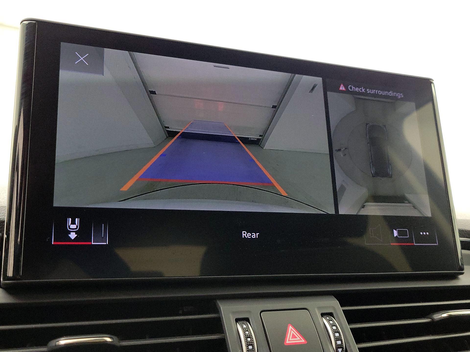 Thumbnail: 2022 Audi Q5 - 15