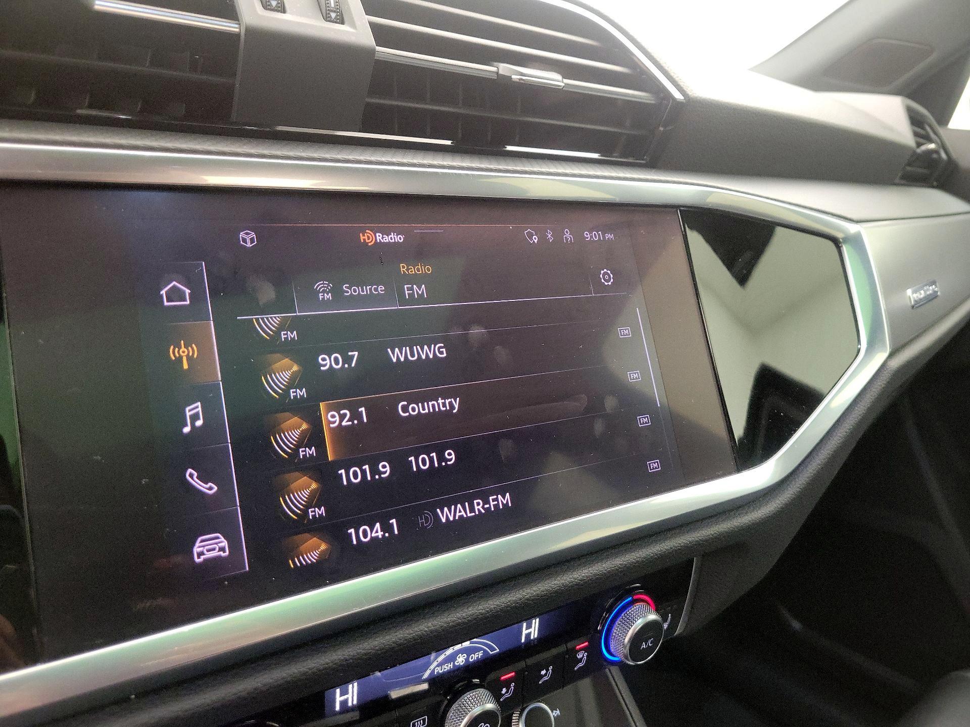 Thumbnail: 2022 Audi Q3 - 15