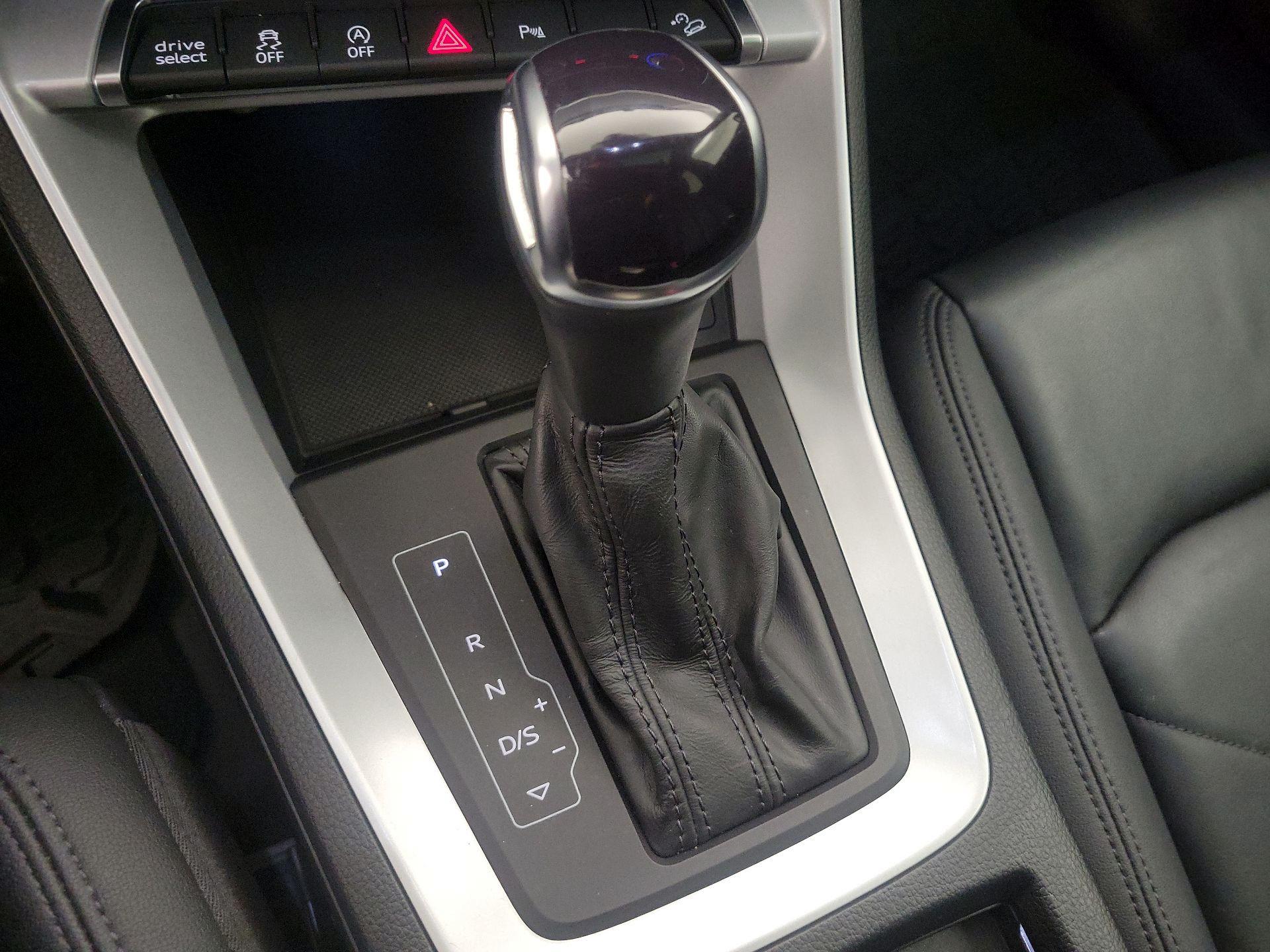 Thumbnail: 2022 Audi Q3 - 17