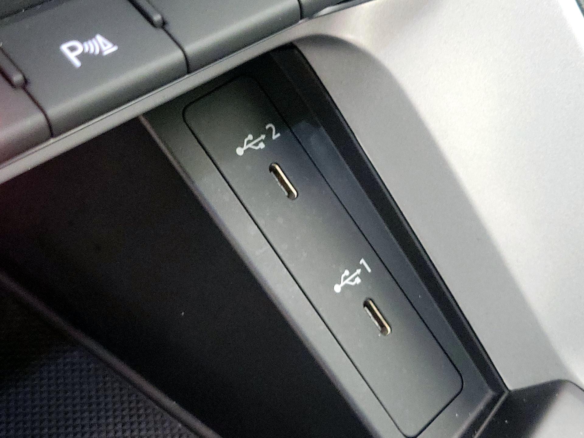 Thumbnail: 2022 Audi Q3 - 18