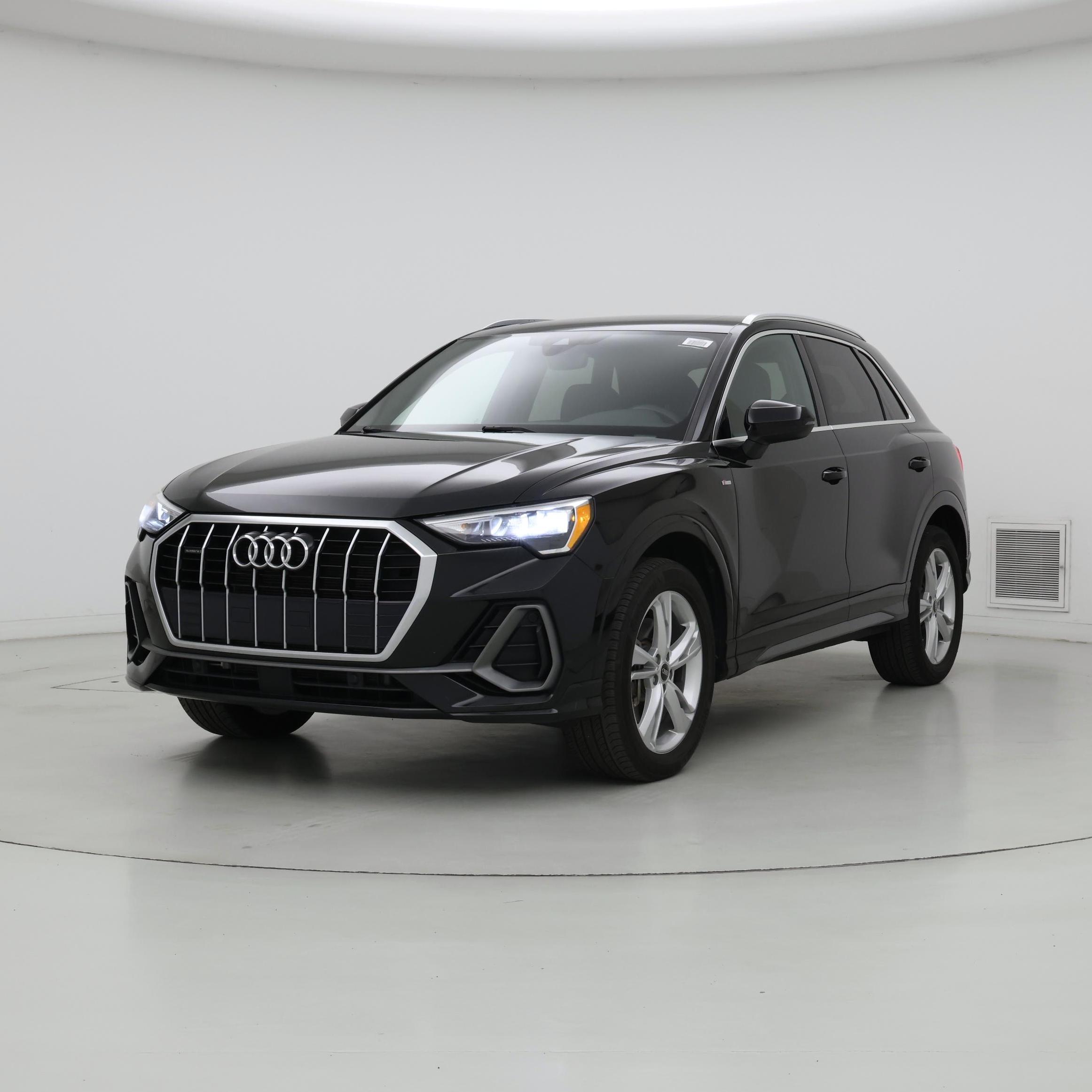 Thumbnail: 2022 Audi Q3 - 4
