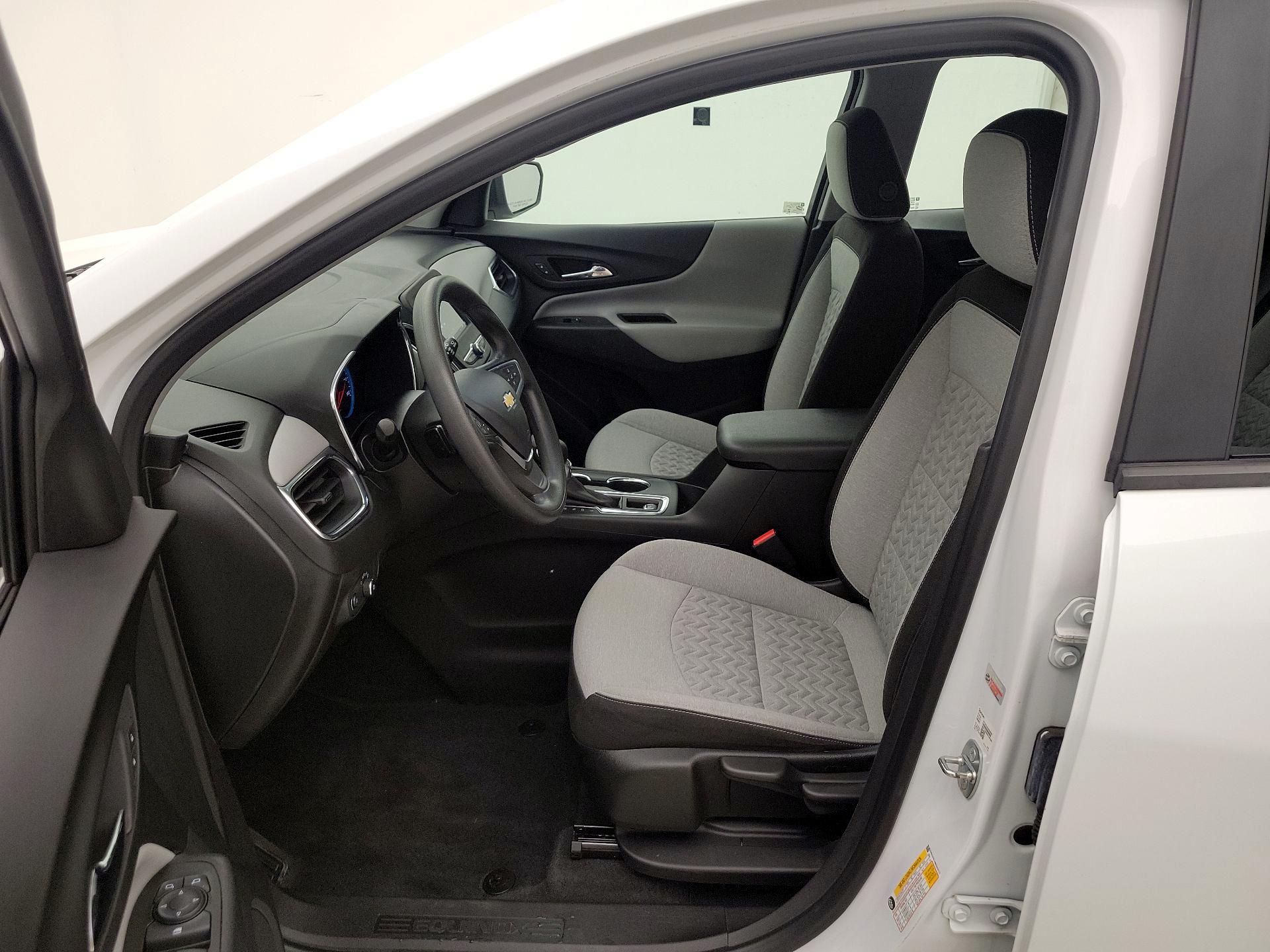 Thumbnail: 2022 Chevrolet Equinox - 11