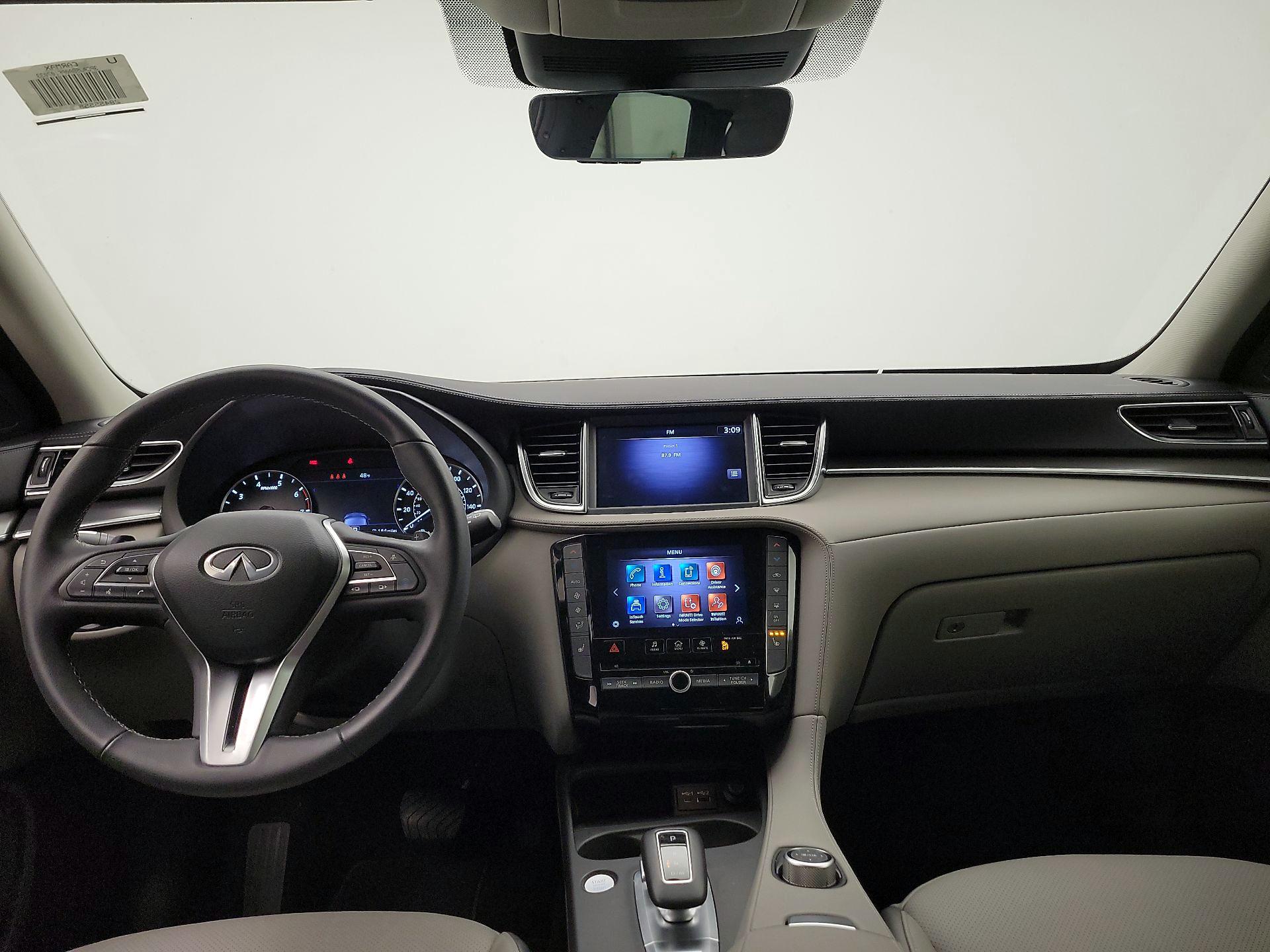 Thumbnail: 2023 INFINITI QX50 - 9