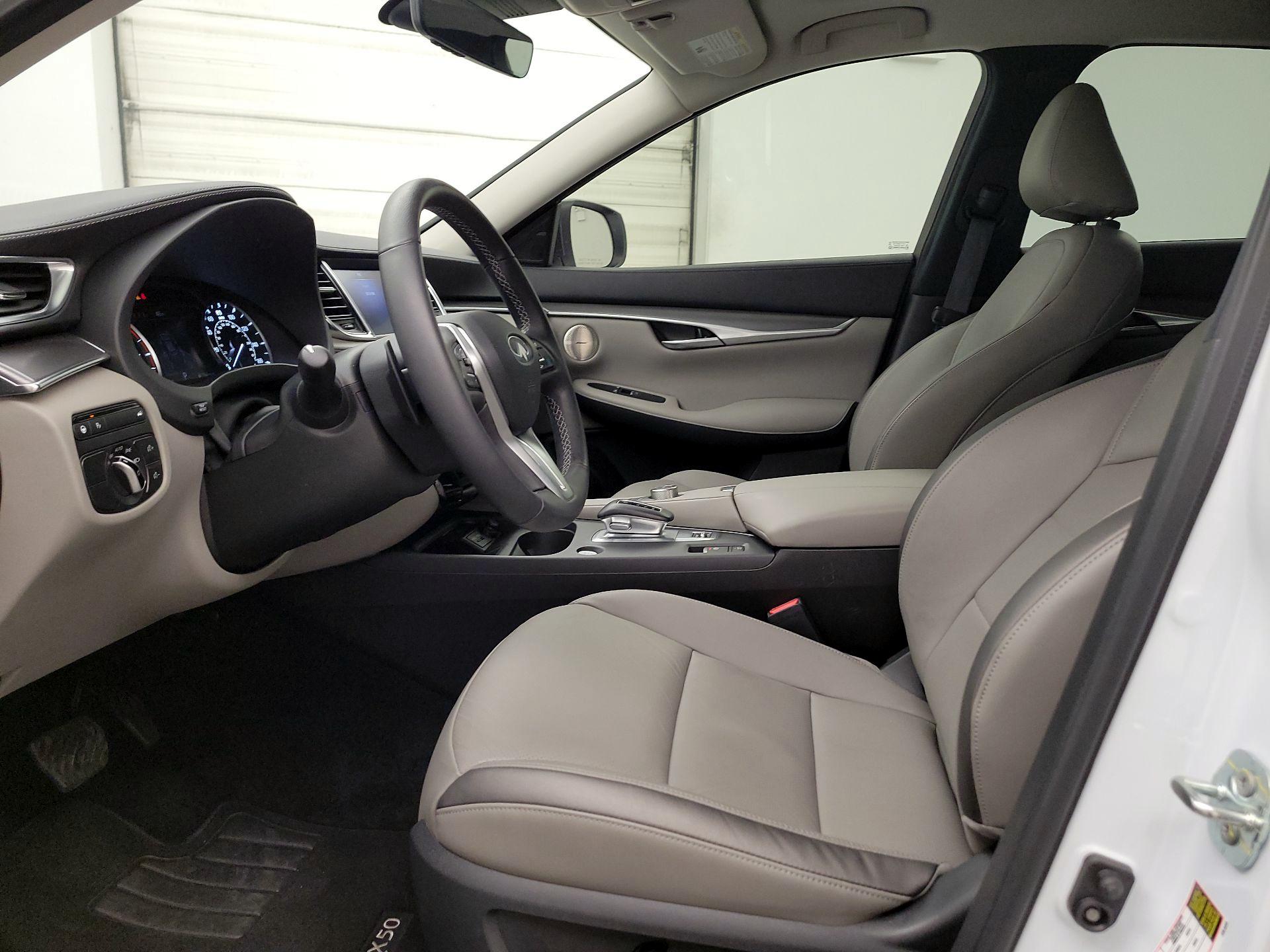 Thumbnail: 2023 INFINITI QX50 - 11