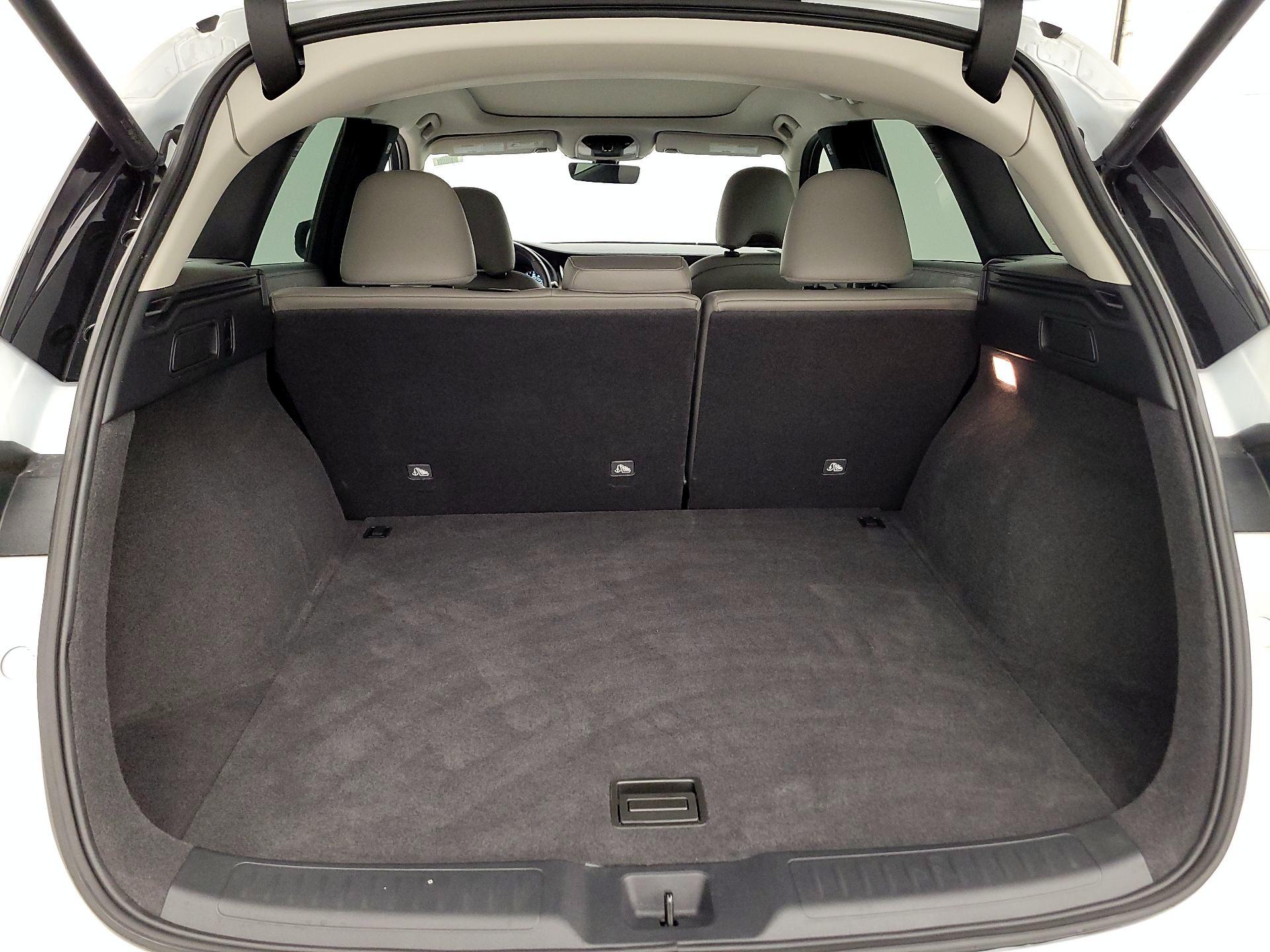 Thumbnail: 2023 INFINITI QX50 - 20