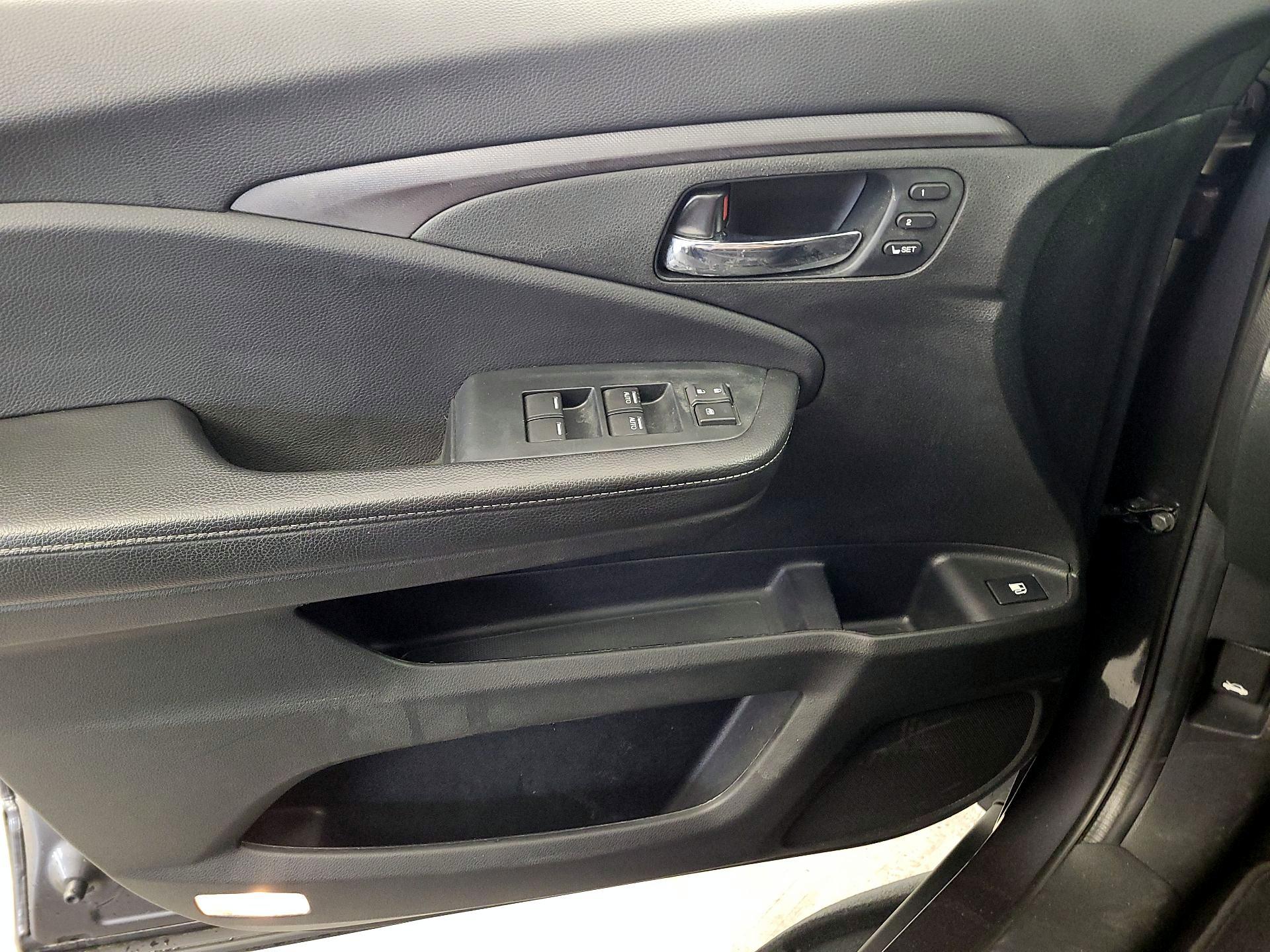 Thumbnail: 2023 Honda Ridgeline - 12