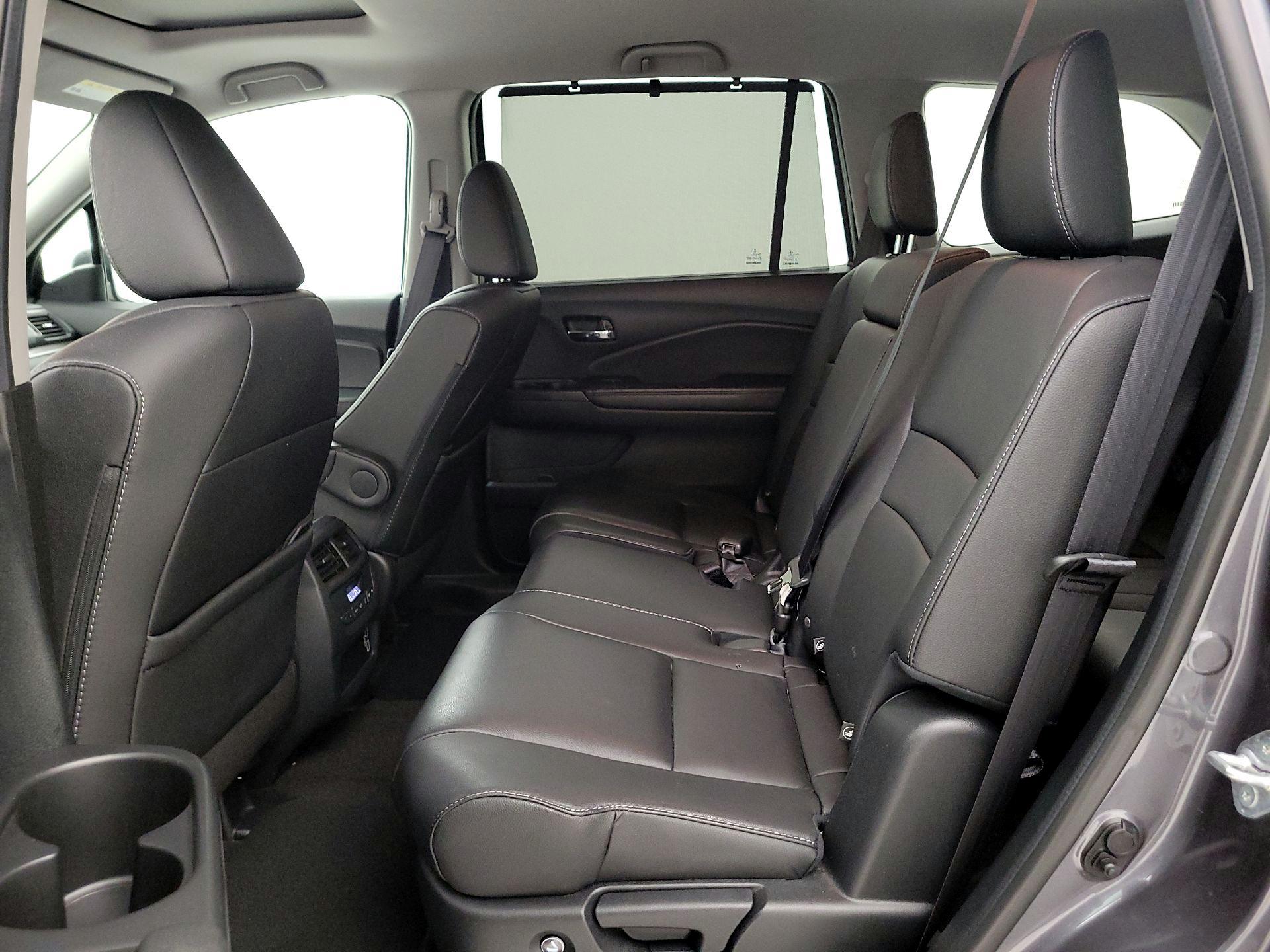 Thumbnail: 2022 Honda Pilot - 17