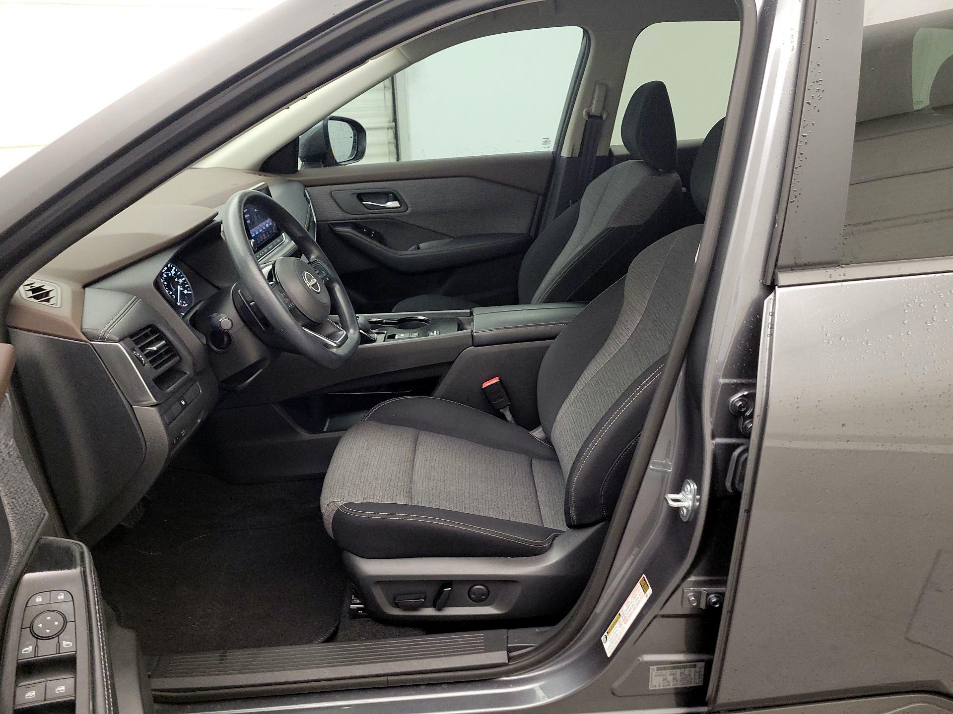 Thumbnail: 2023 Nissan Rogue - 11