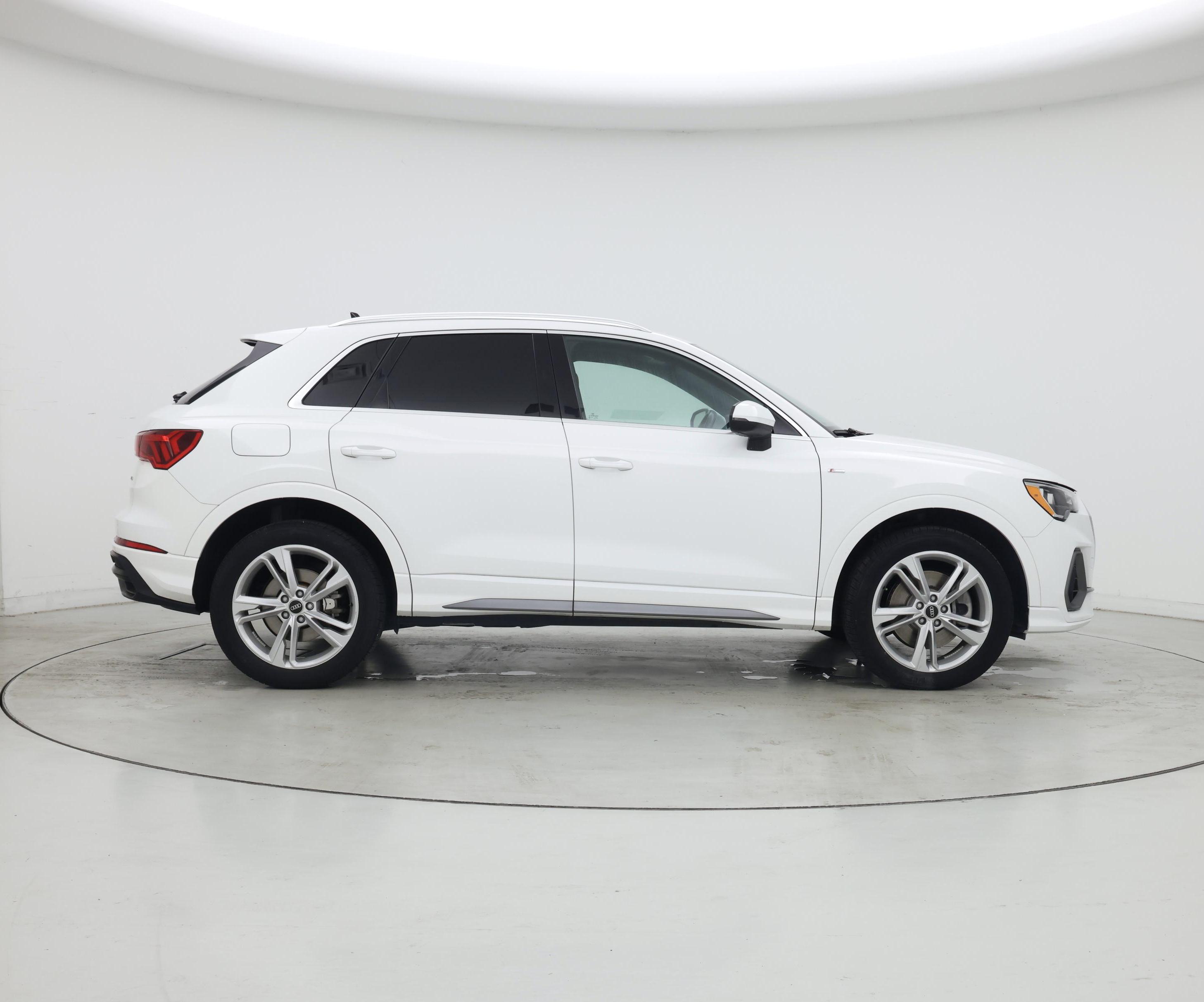 Thumbnail: 2022 Audi Q3 - 7