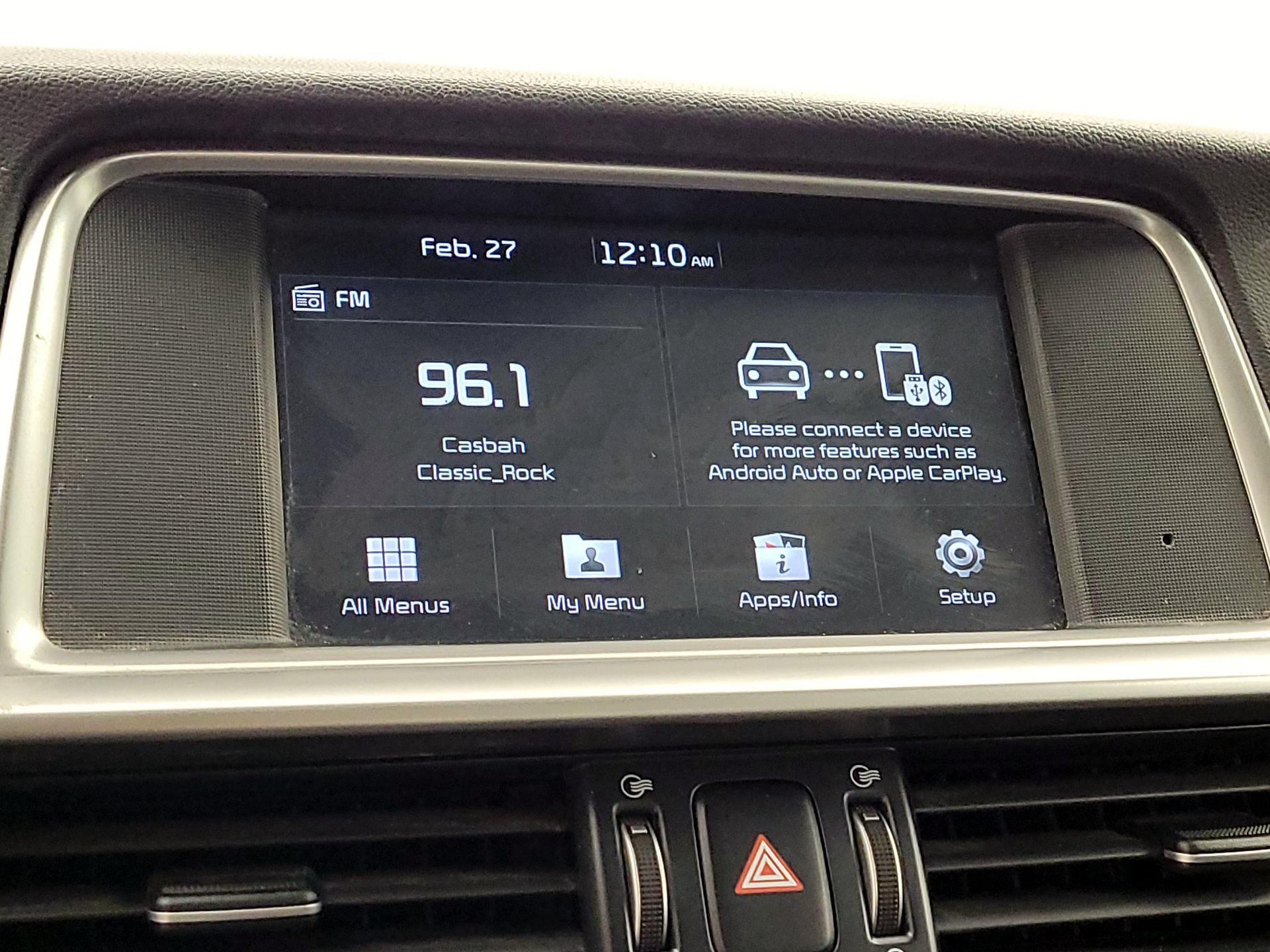 Thumbnail: 2020 Kia Optima - 15