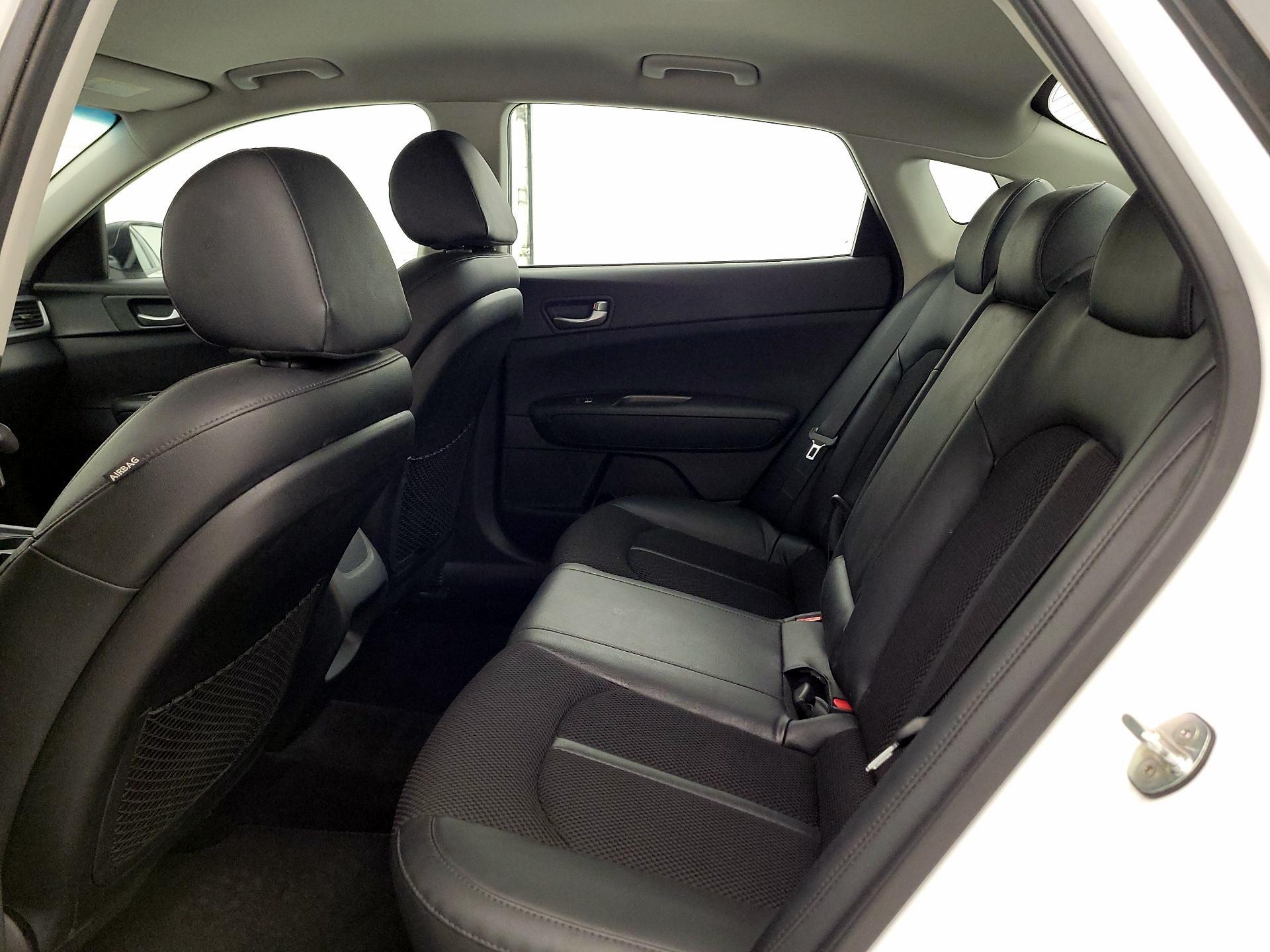 Thumbnail: 2020 Kia Optima - 19