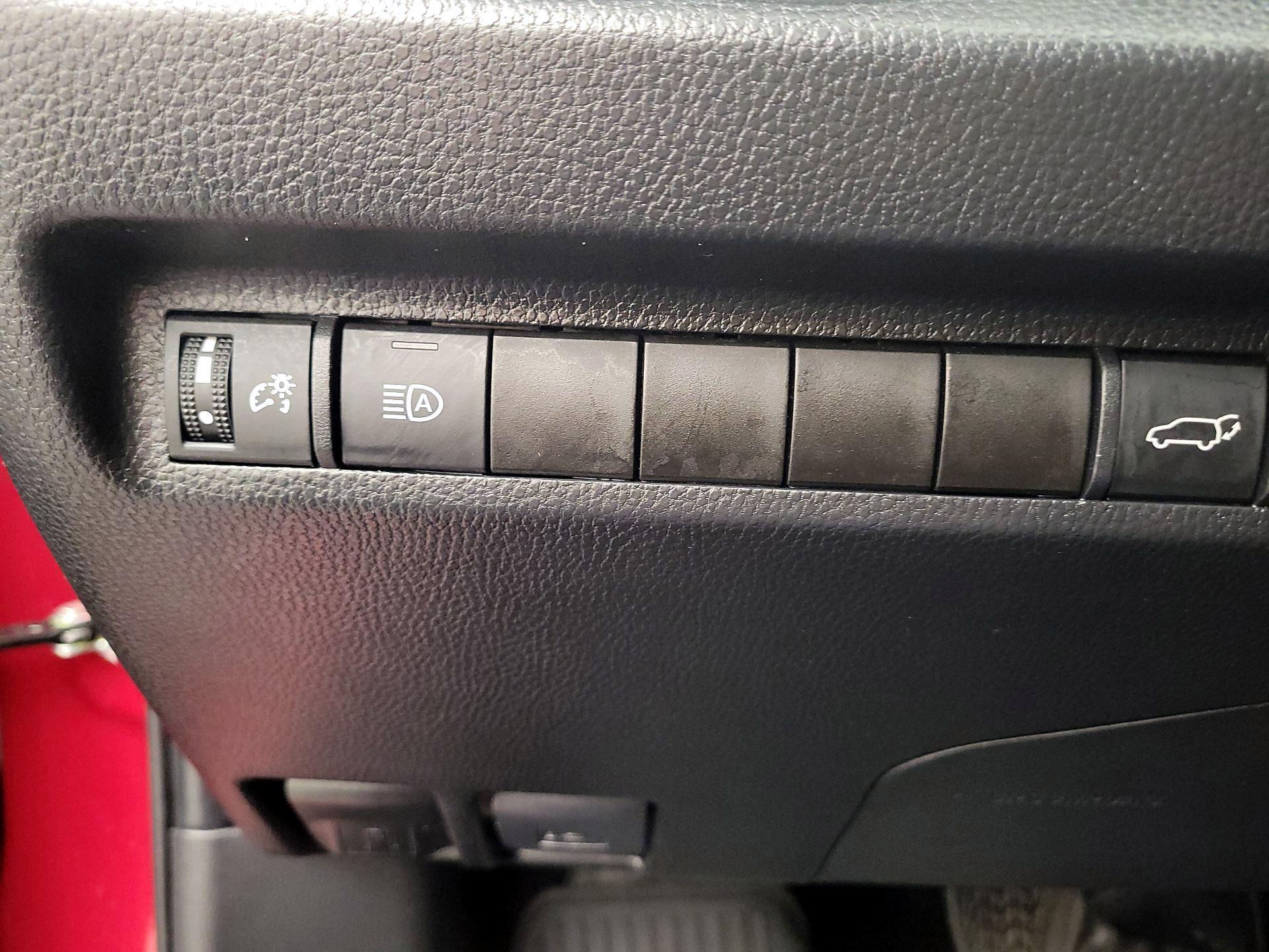 Thumbnail: 2024 Toyota RAV4 - 13