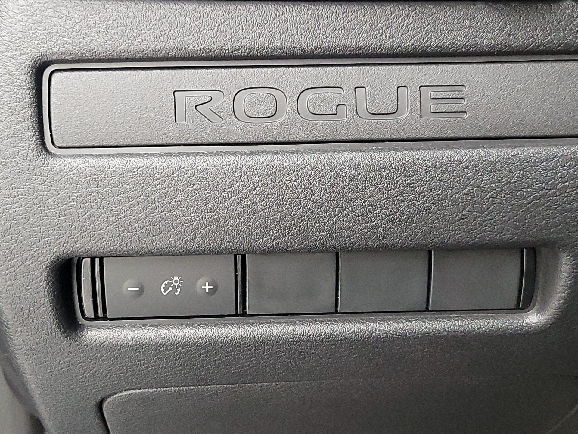 Thumbnail: 2023 Nissan Rogue - 13