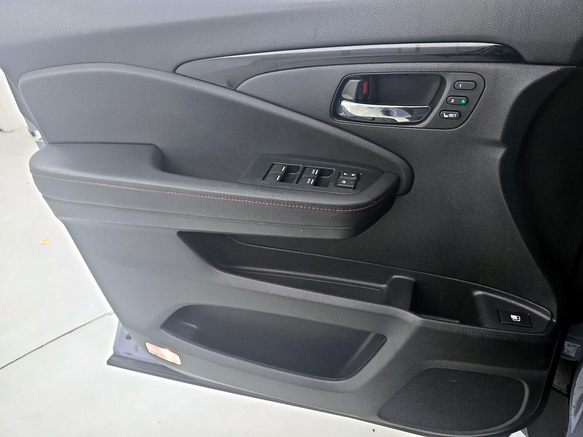 Thumbnail: 2023 Honda Ridgeline - 12